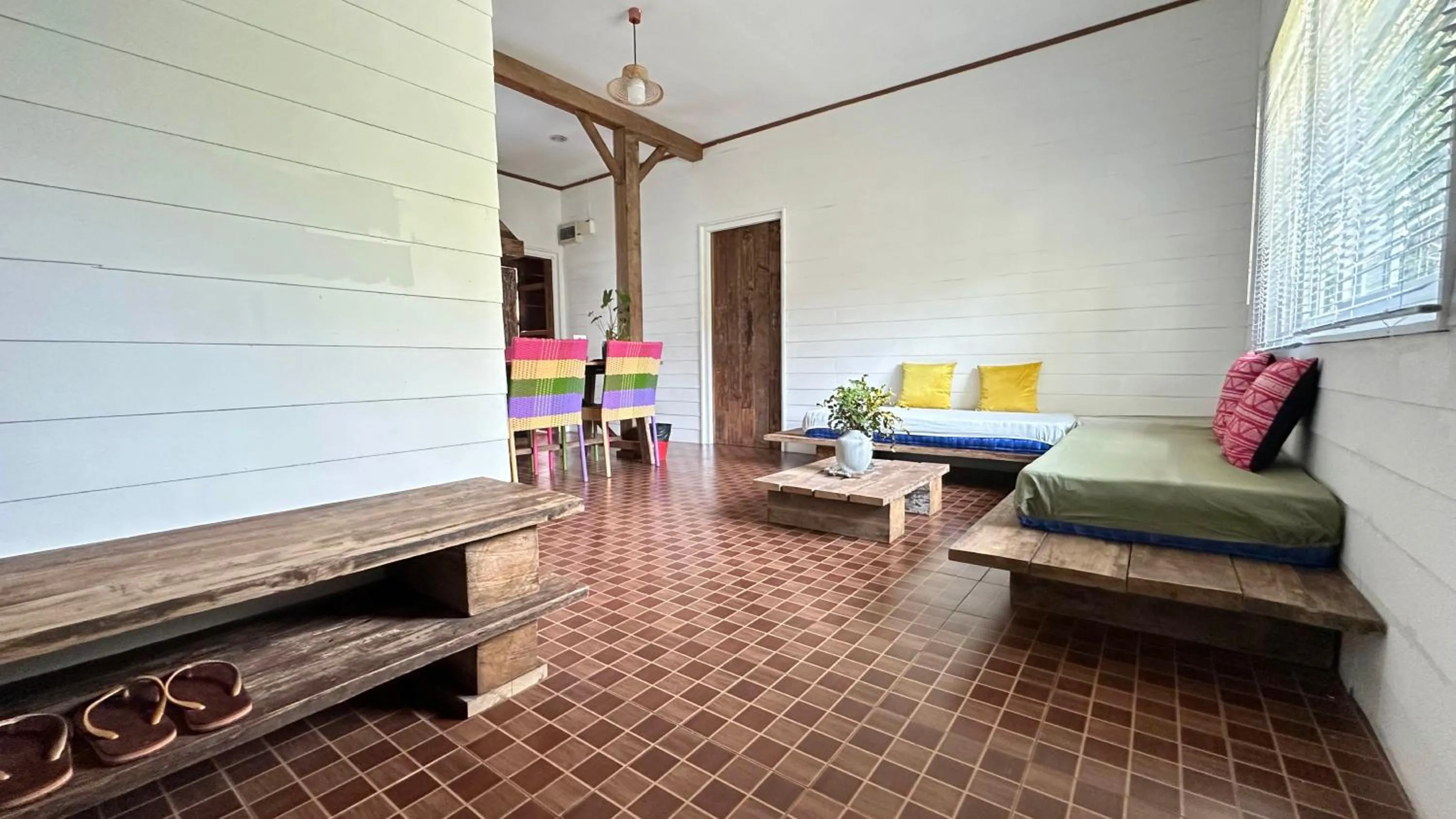 Living room, Bed in Sirita