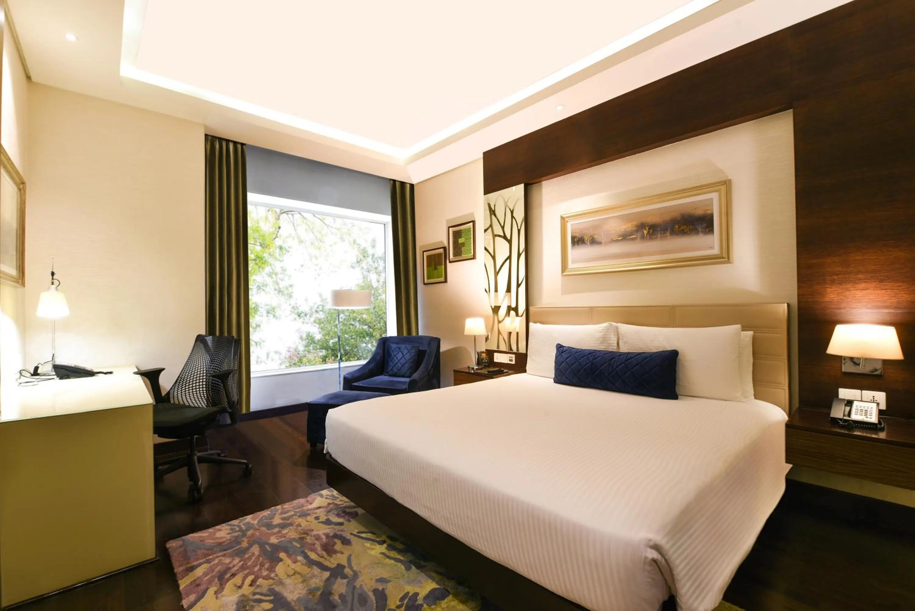 View (from property/room), Bed in DoubleTree by Hilton Gurugram Baani Square