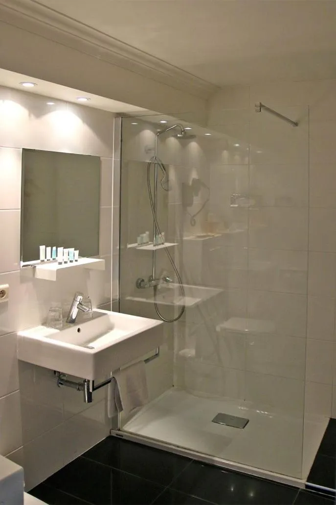 Bathroom in Afspanning De Kroon