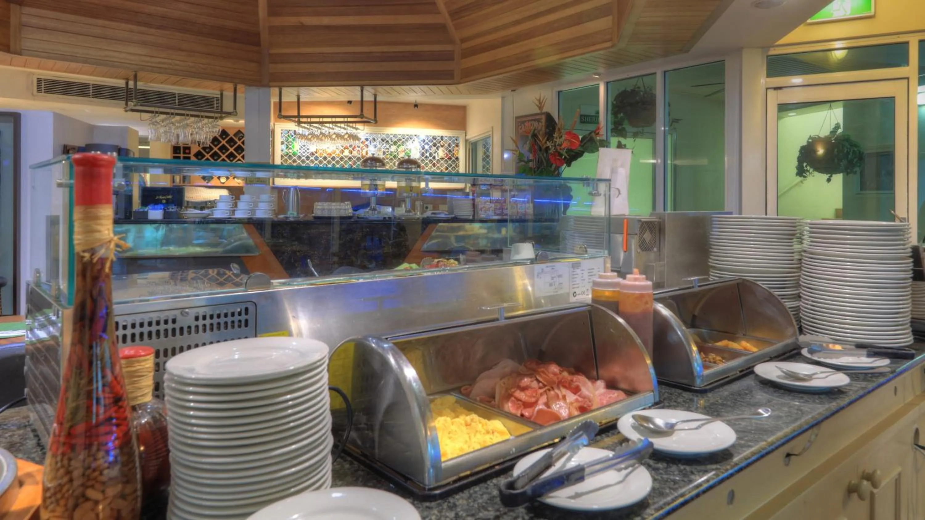 Buffet breakfast in Cairns Sheridan Hotel