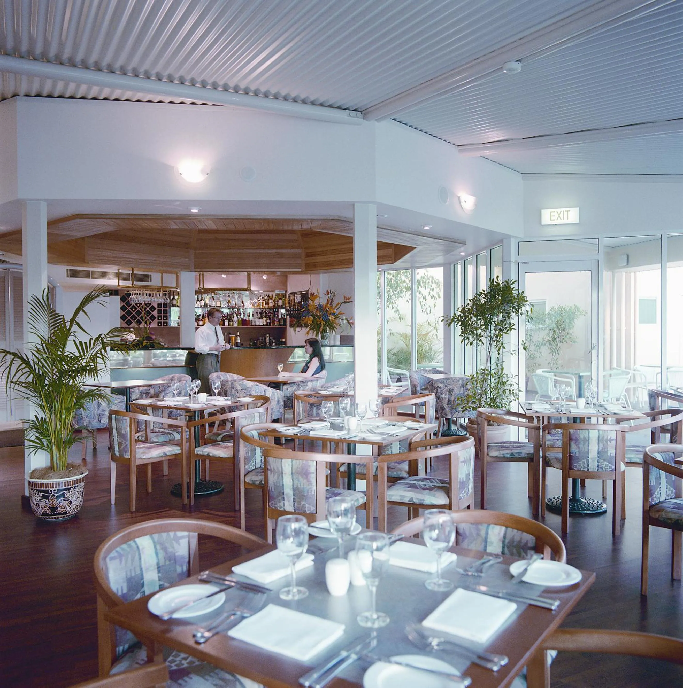 Restaurant/places to eat in Cairns Sheridan Hotel
