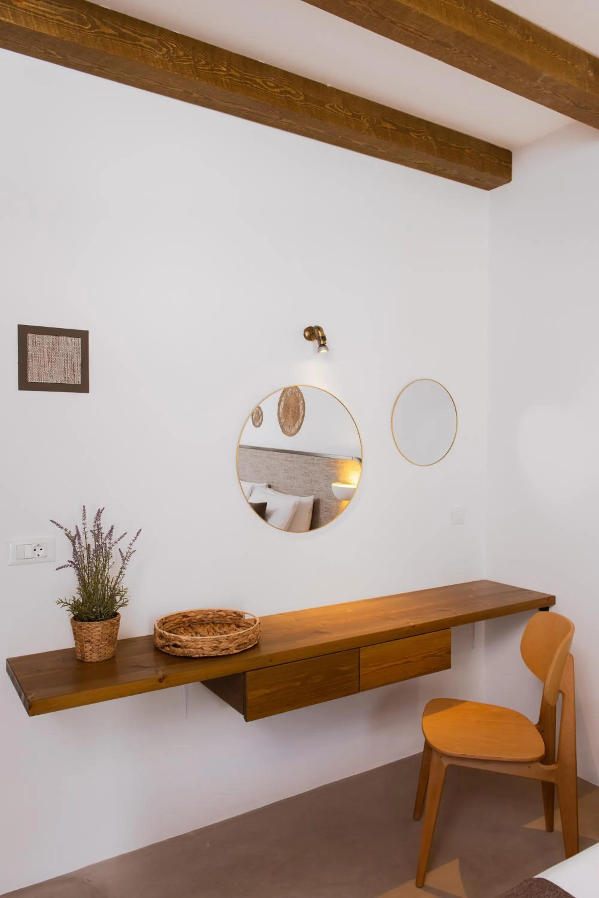 Bedroom in Xerolithia