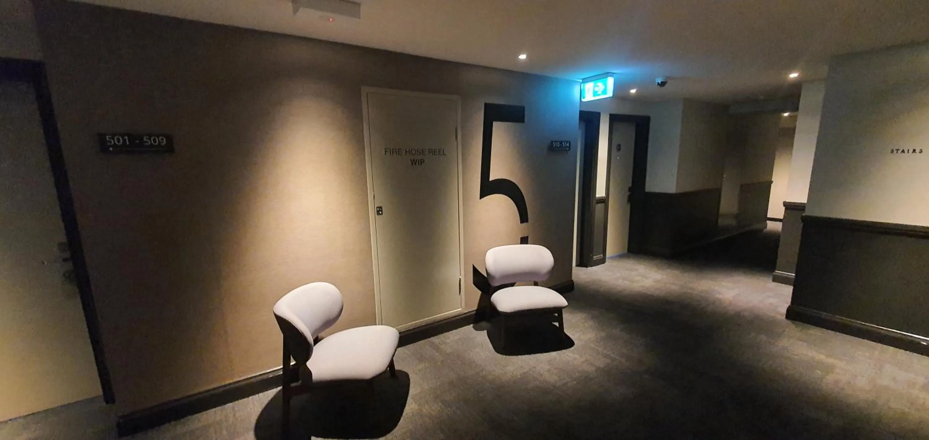 Seating area in Pensione Hotel Perth
