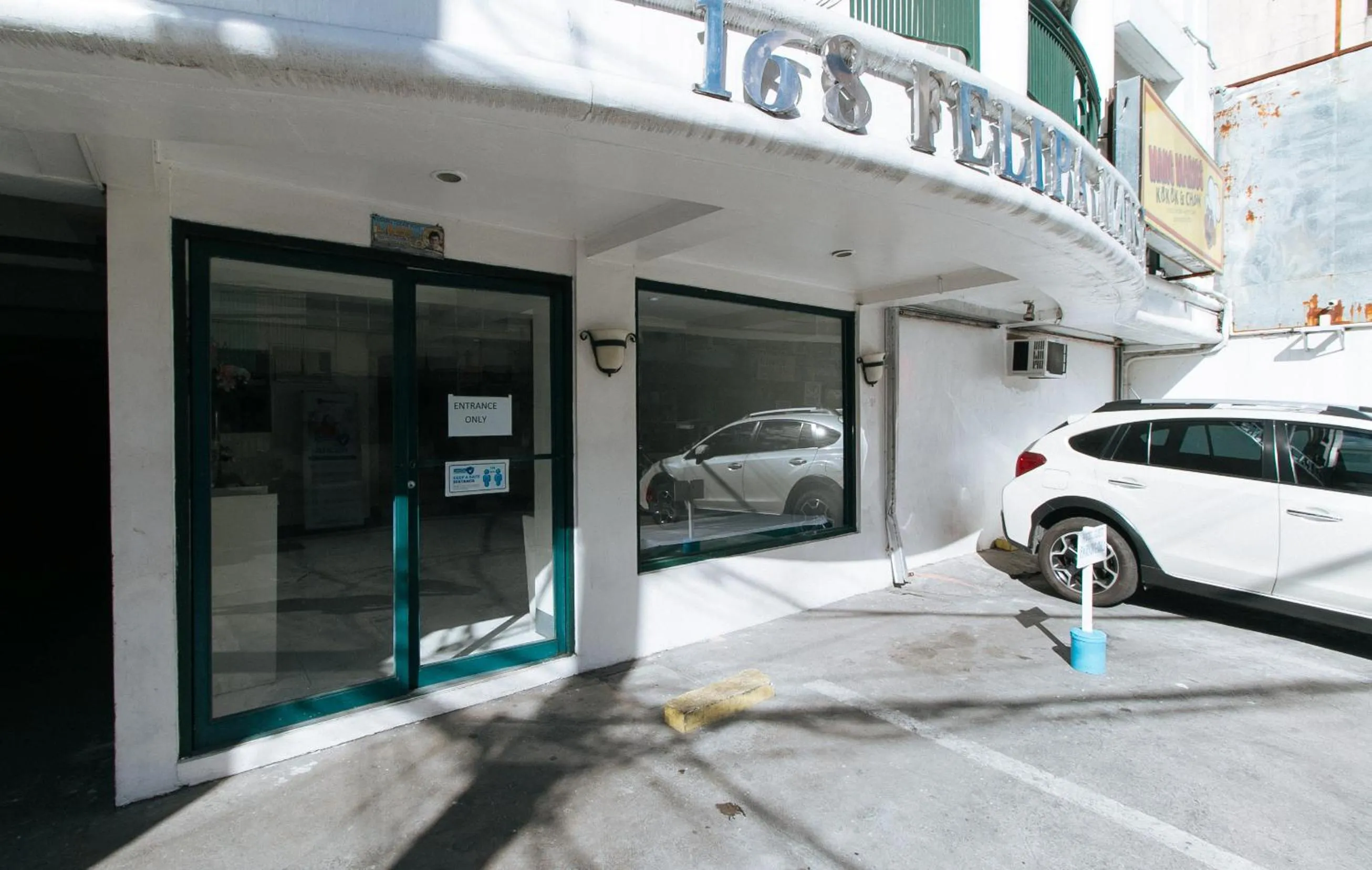 Day in RedDoorz at Samat Mandaluyong