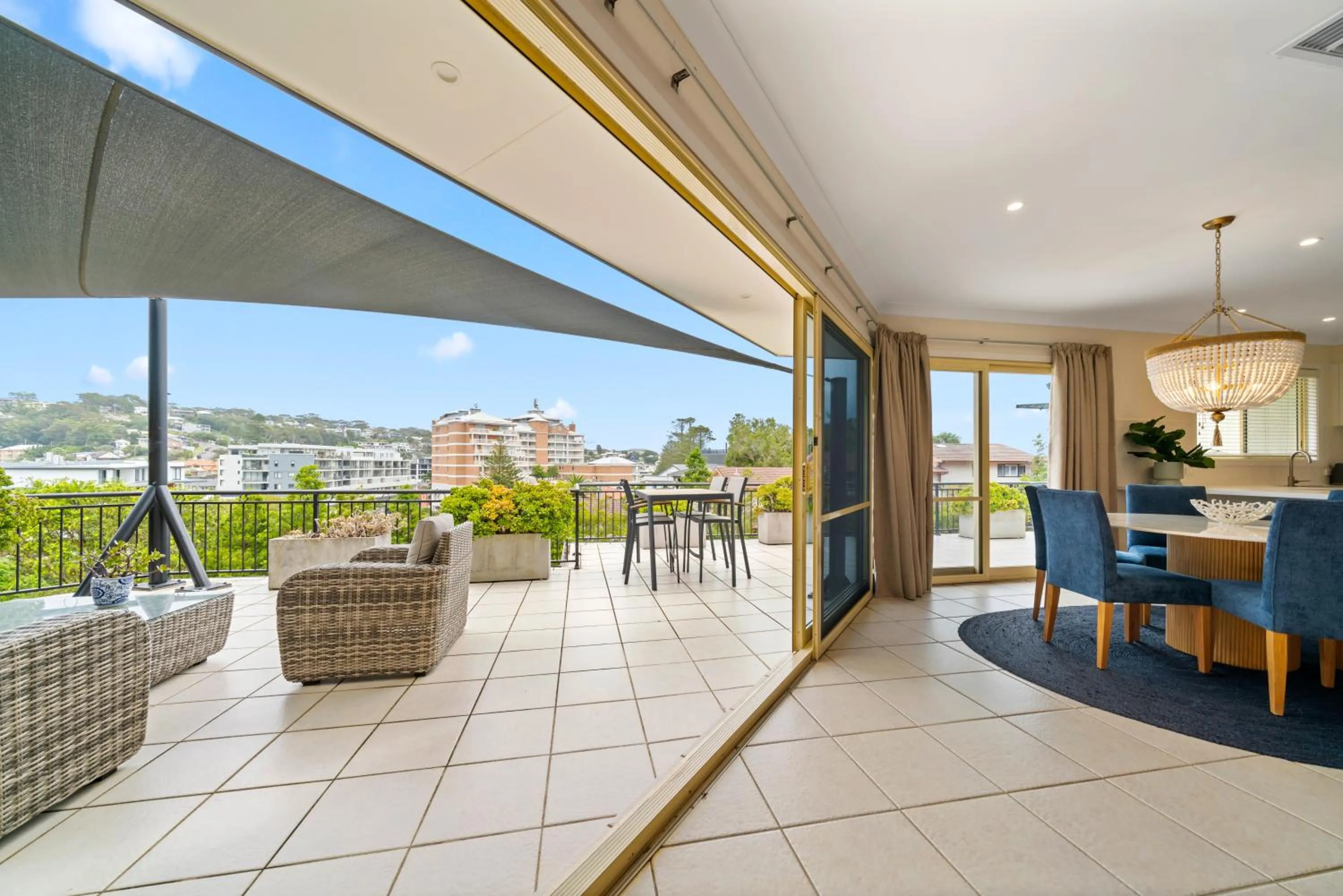 Balcony/Terrace in Terrigal Sails Serviced Apartments