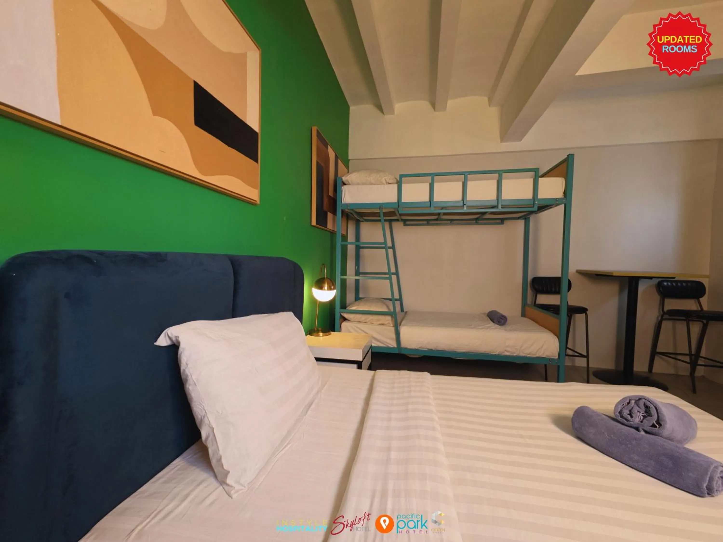 Bed in Citizen Hotel