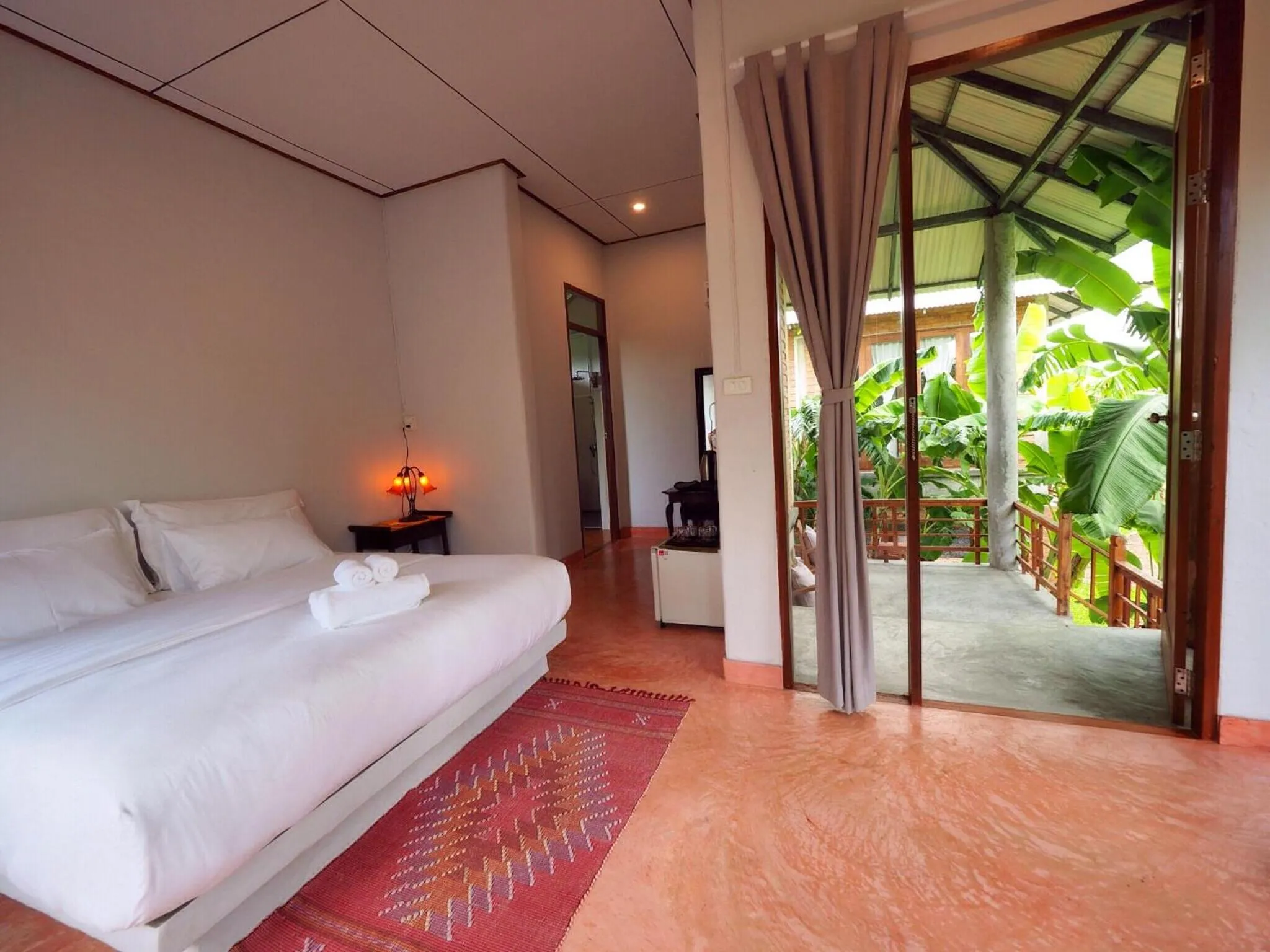 Photo of the whole room, Bed in BaanSuk Sukhothai Resort