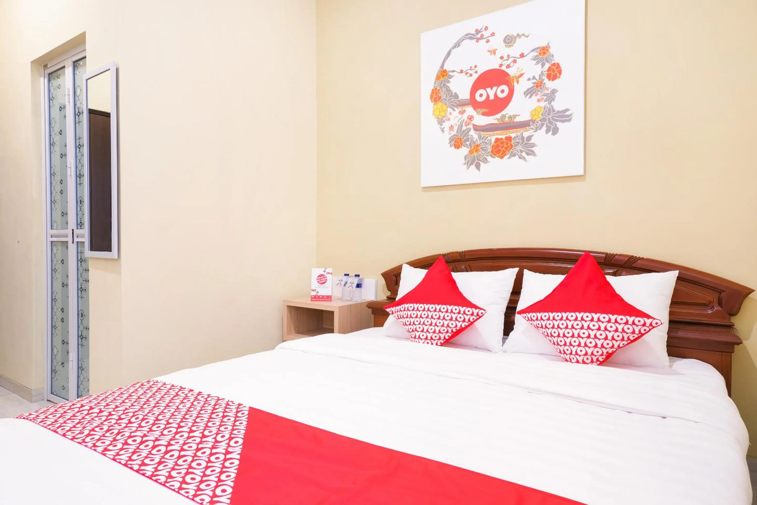 Bedroom, Bed in Hotel O DeHome Family