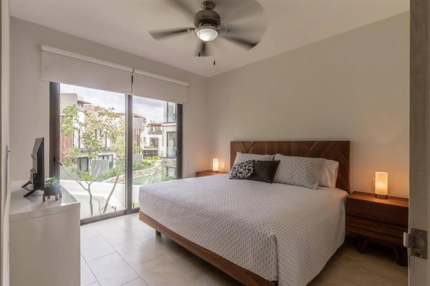 Bed in Ciudad Mayakoba Homes by Vimex