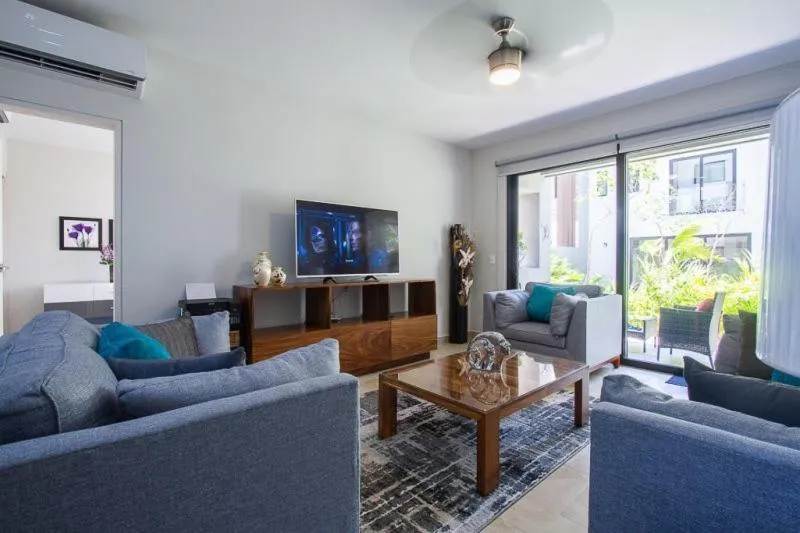 TV and multimedia in Ciudad Mayakoba Homes by Vimex