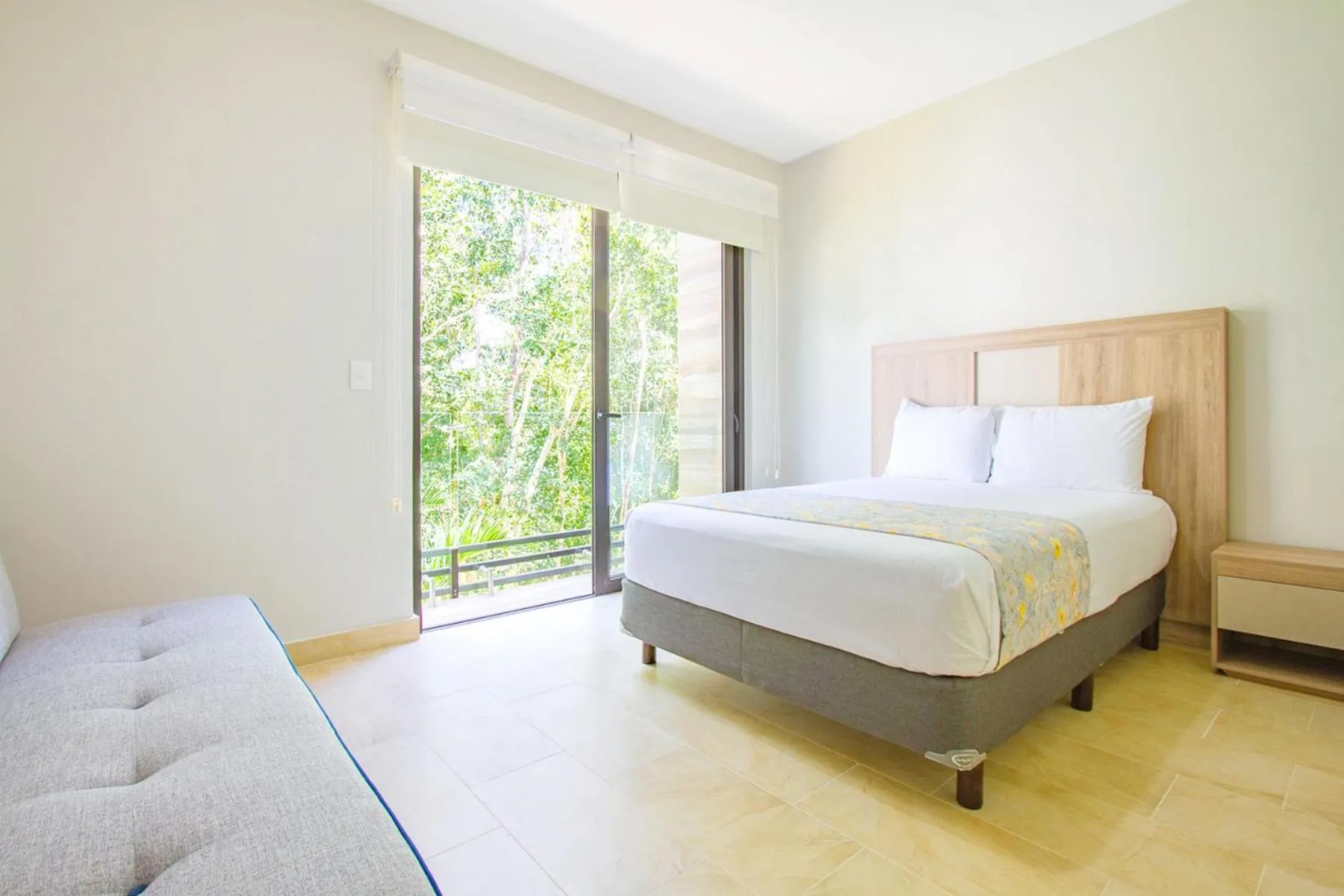 Bedroom, Bed in Ciudad Mayakoba Homes by Vimex