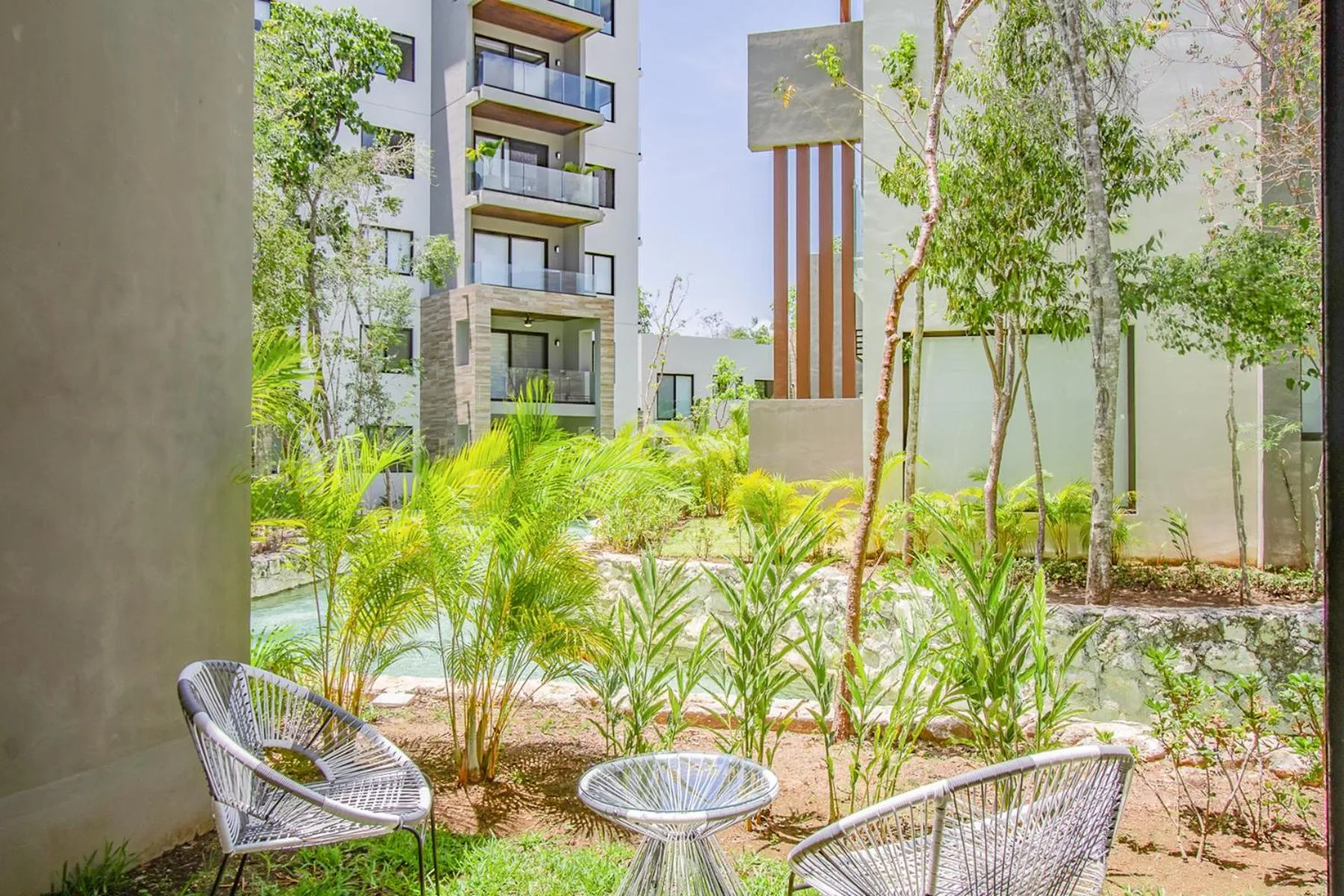 Garden view in Ciudad Mayakoba Homes by Vimex