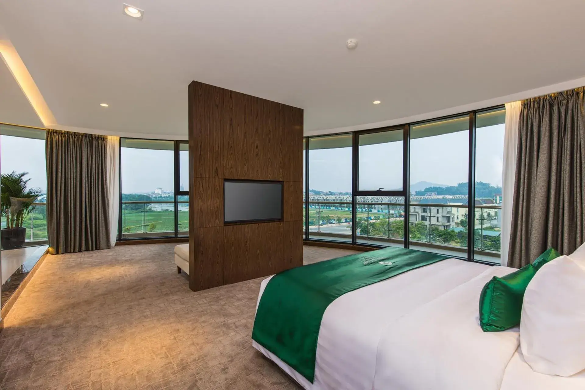 Executive Suite in DIC Star Hotels & Resorts Vinh Phuc Executive Suite in DIC Star Hotels & Resorts Vinh Phuc