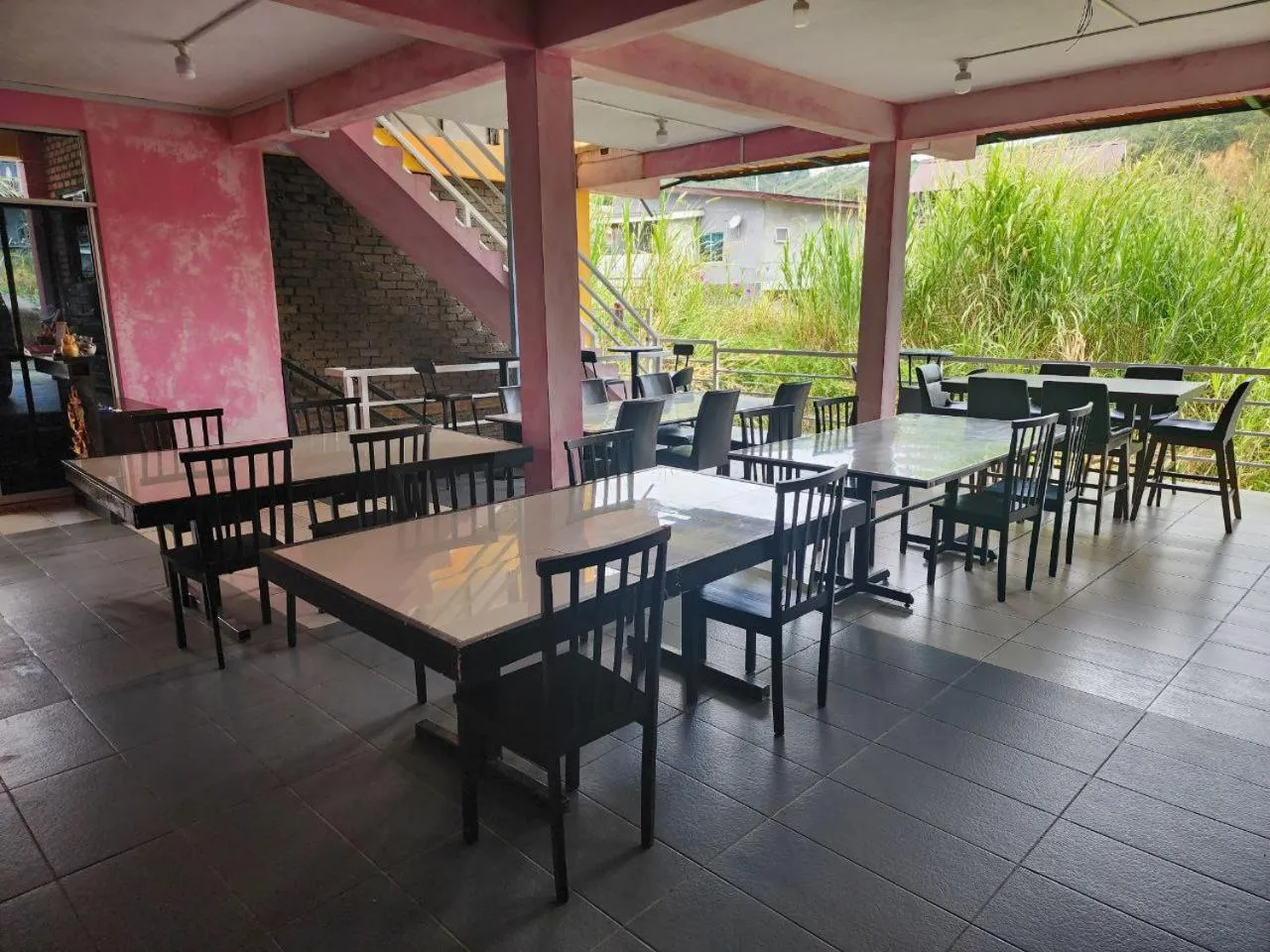 Restaurant/places to eat in Kupi-Kupi & Stay