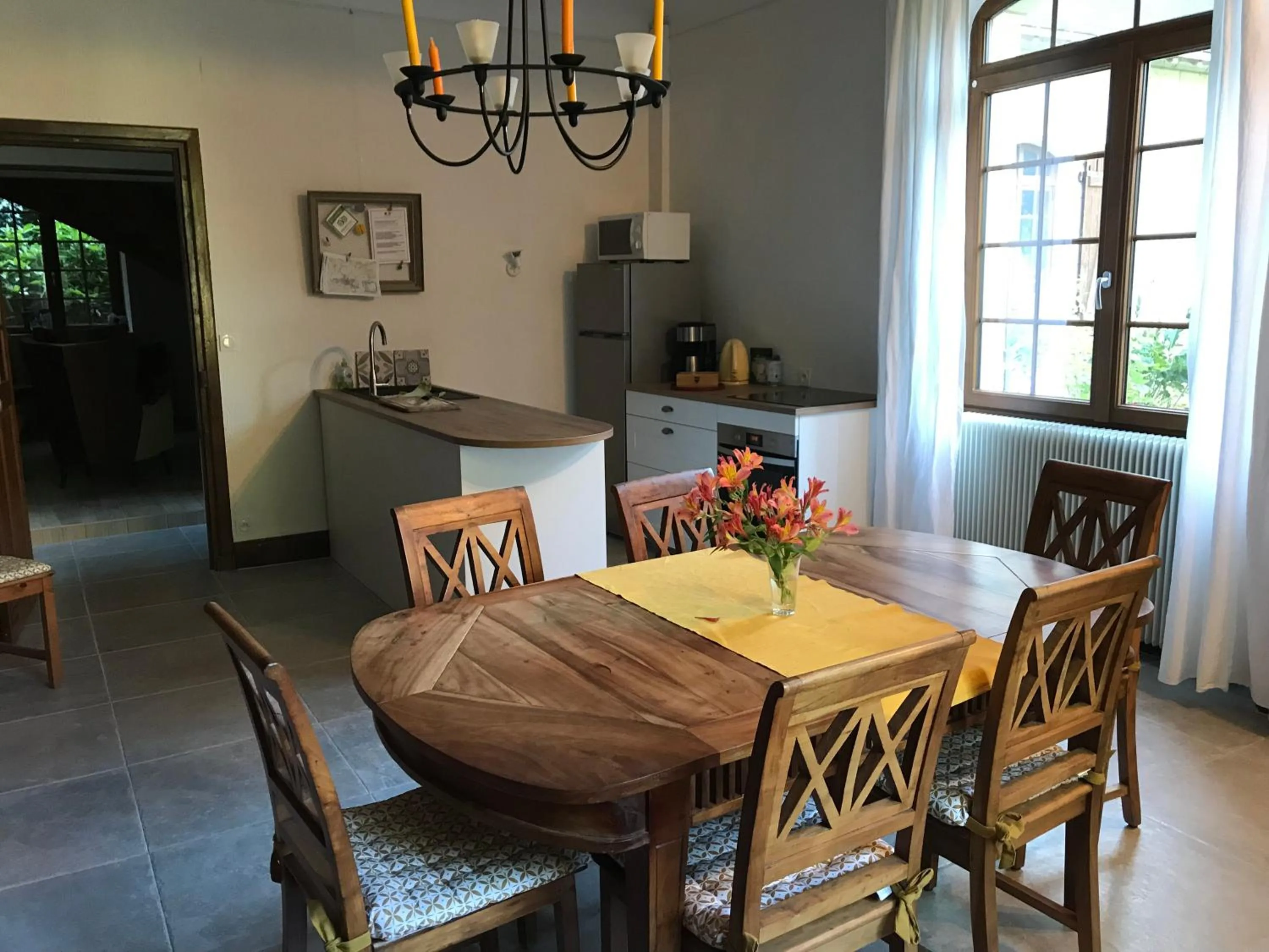 Kitchen or kitchenette in Domaine de Joreau