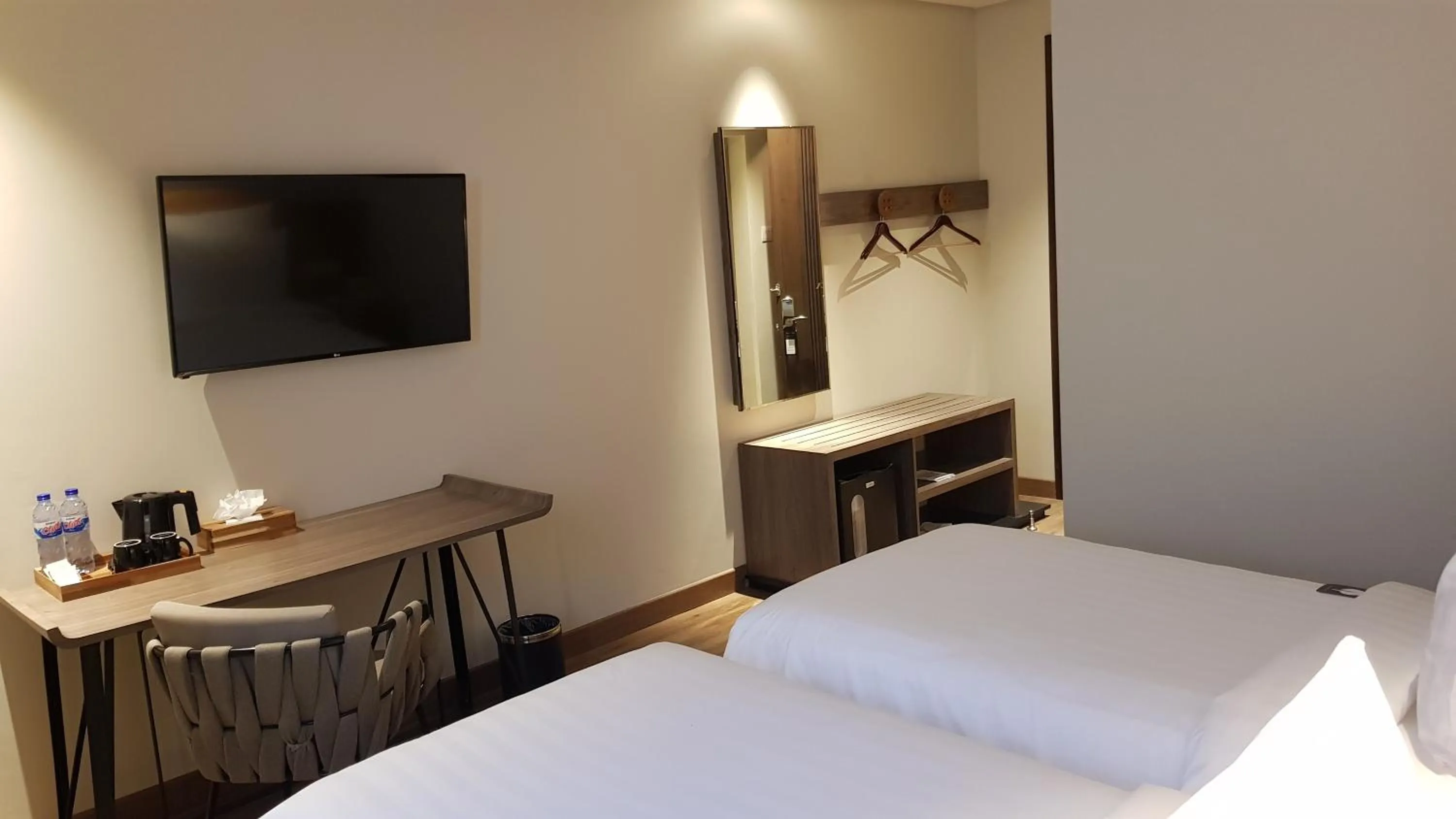 Bed in Luminor Hotel Jakarta Kota By WH