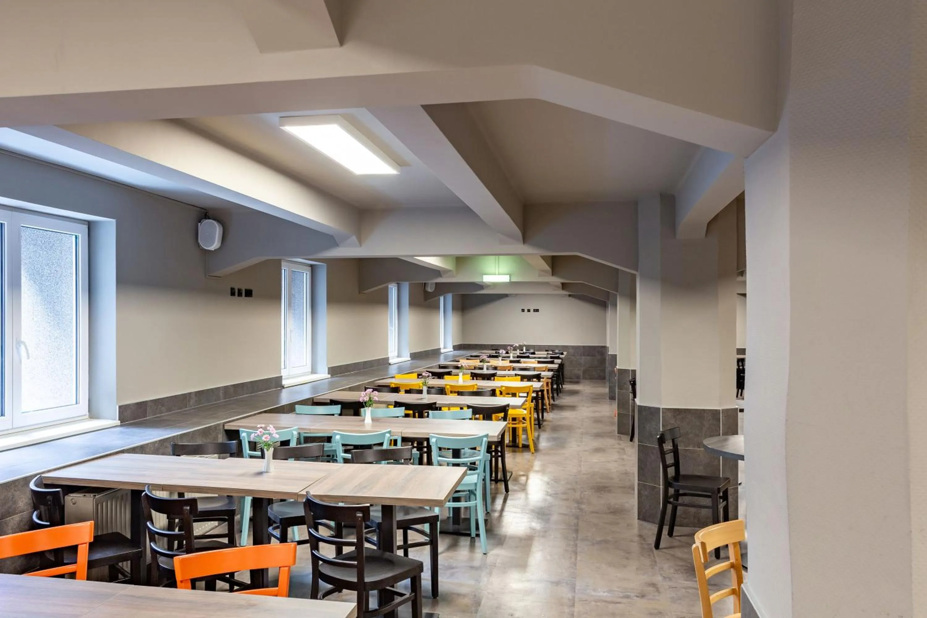 Restaurant/places to eat in a&o Wien Hauptbahnhof