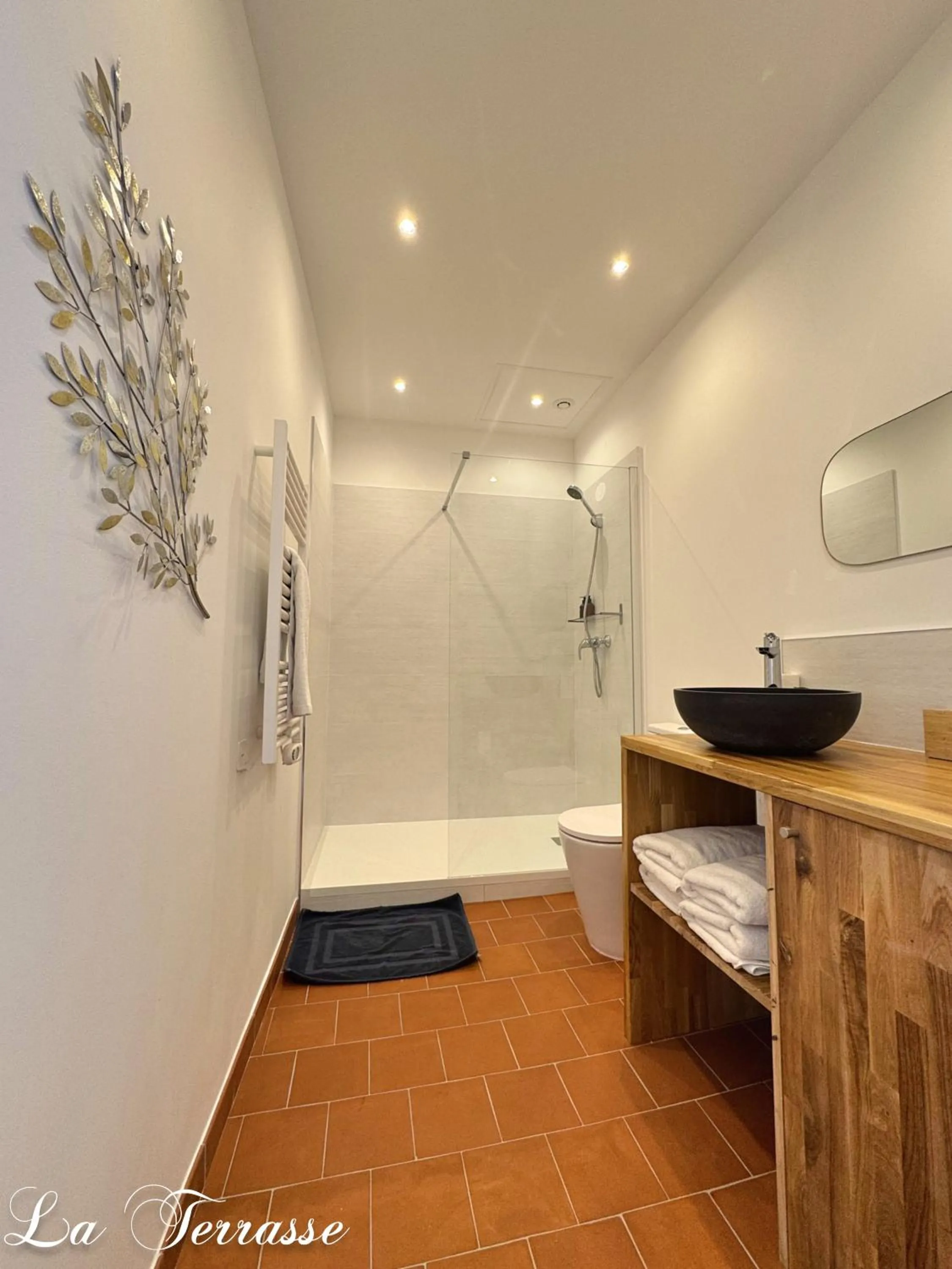 Bathroom in Les Appartements du Vieux Port