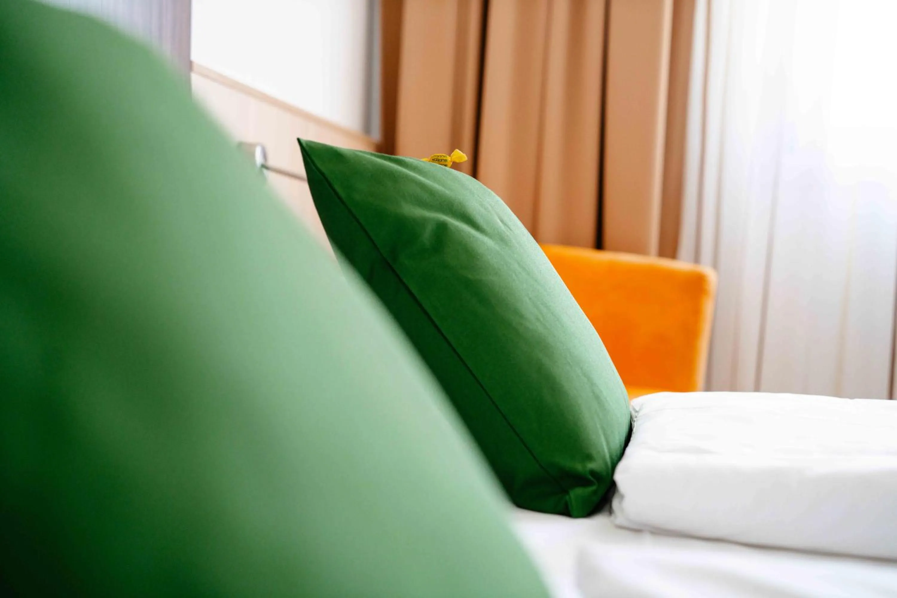 Bed in SLEEEP Hotel Vösendorf