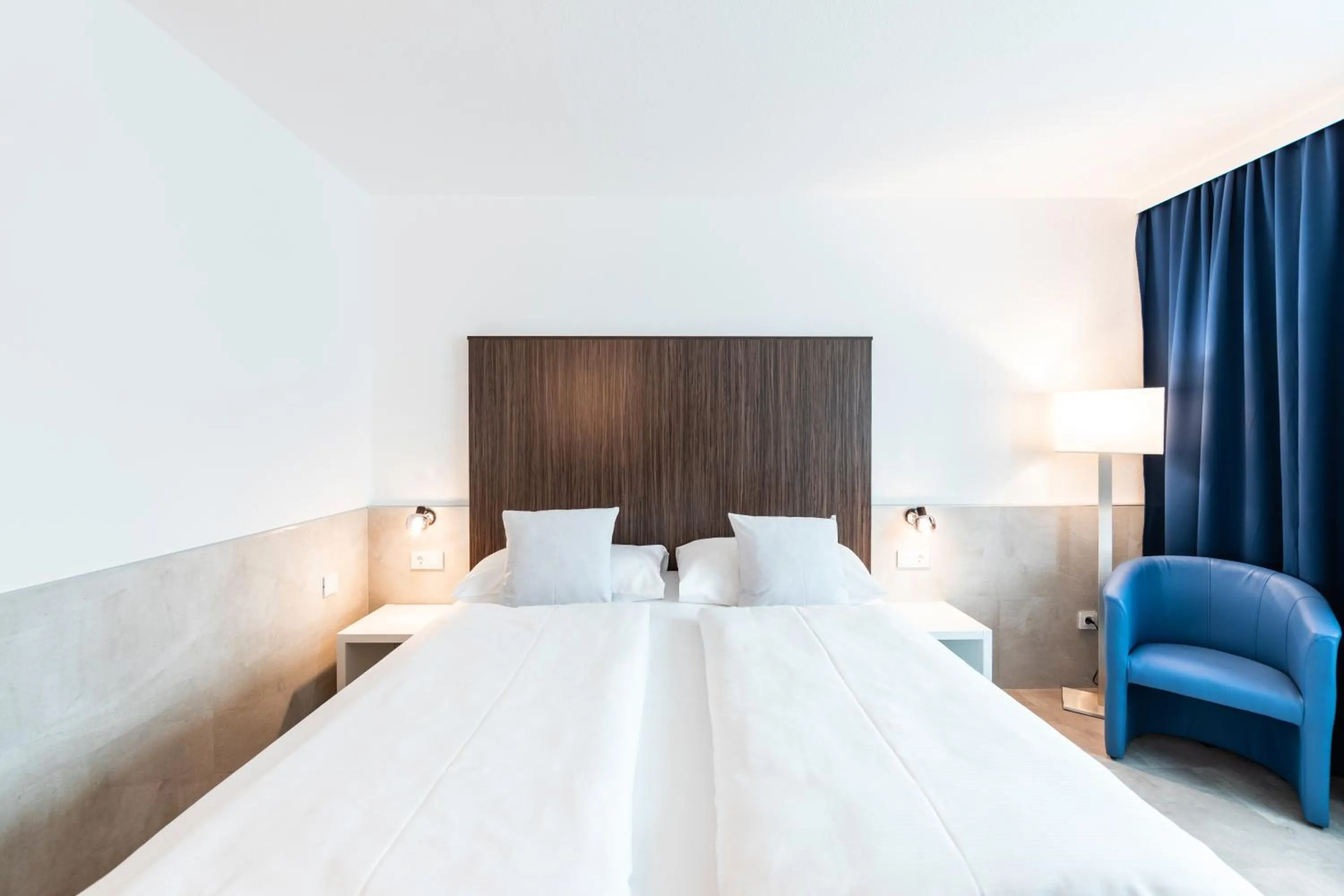 Staff, Bed in SLEEEP Hotel Vösendorf