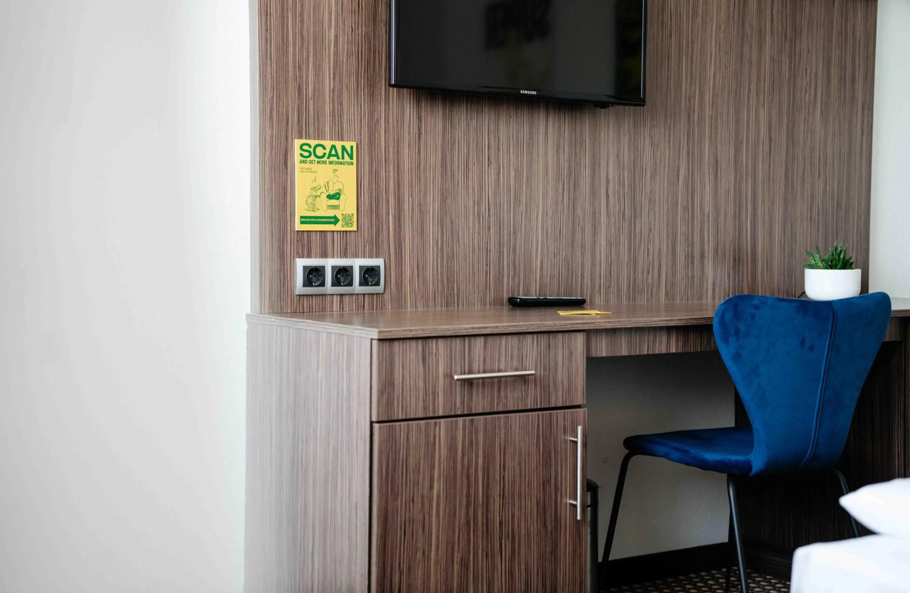 Photo of the whole room in SLEEEP Hotel Vösendorf