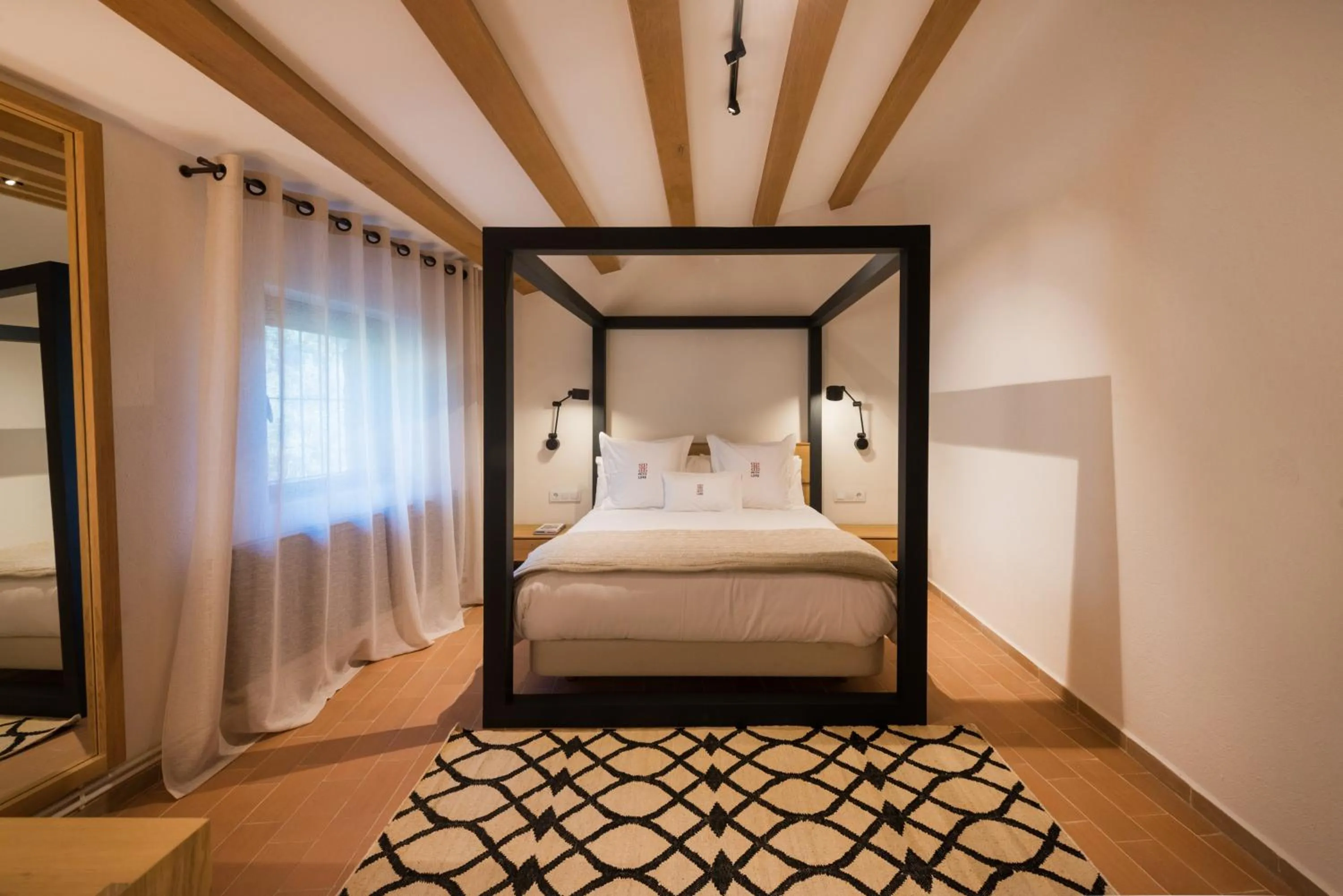 Bedroom, Bed in La Piconera (Petit Luxe)