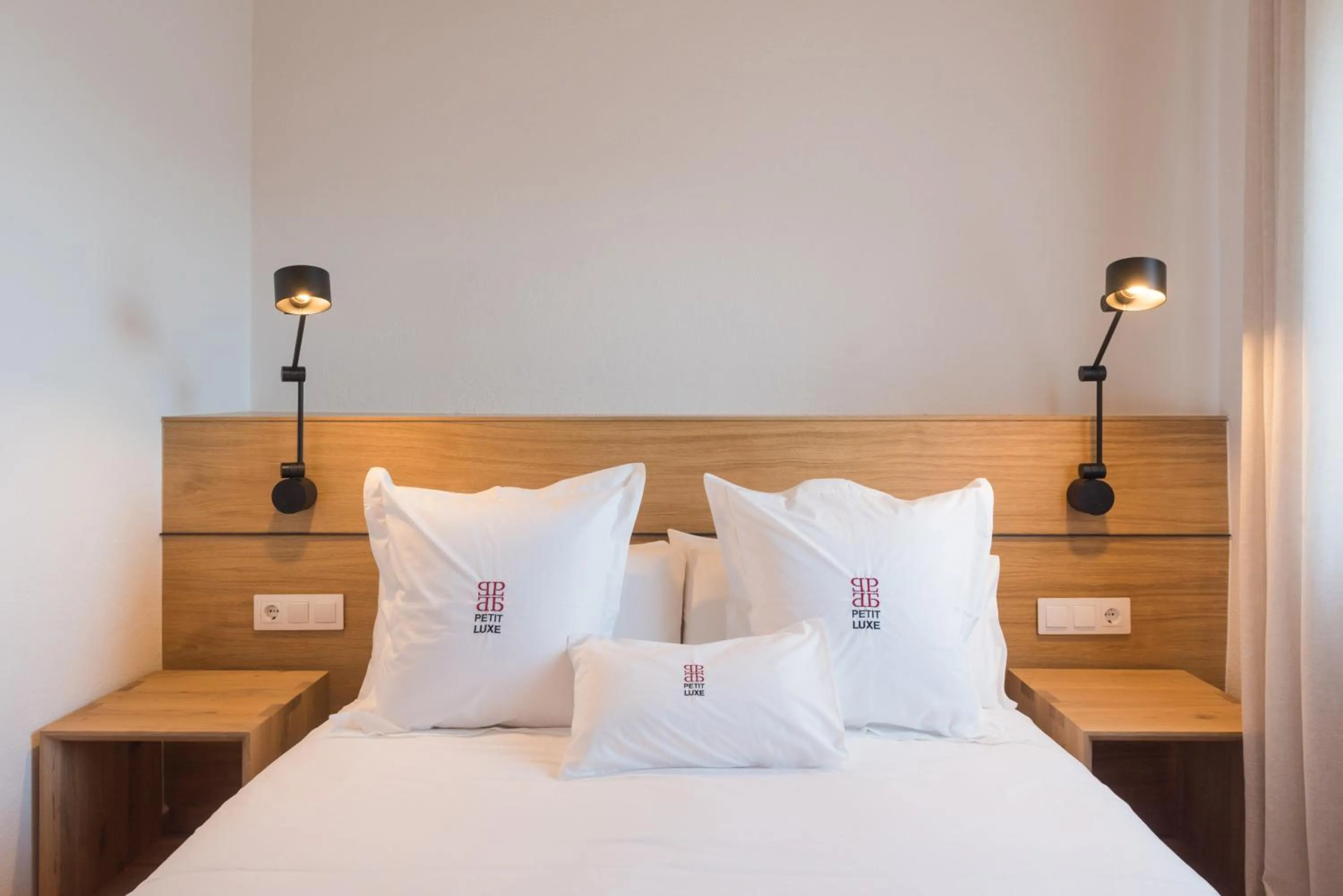 Bedroom, Bed in La Piconera (Petit Luxe)