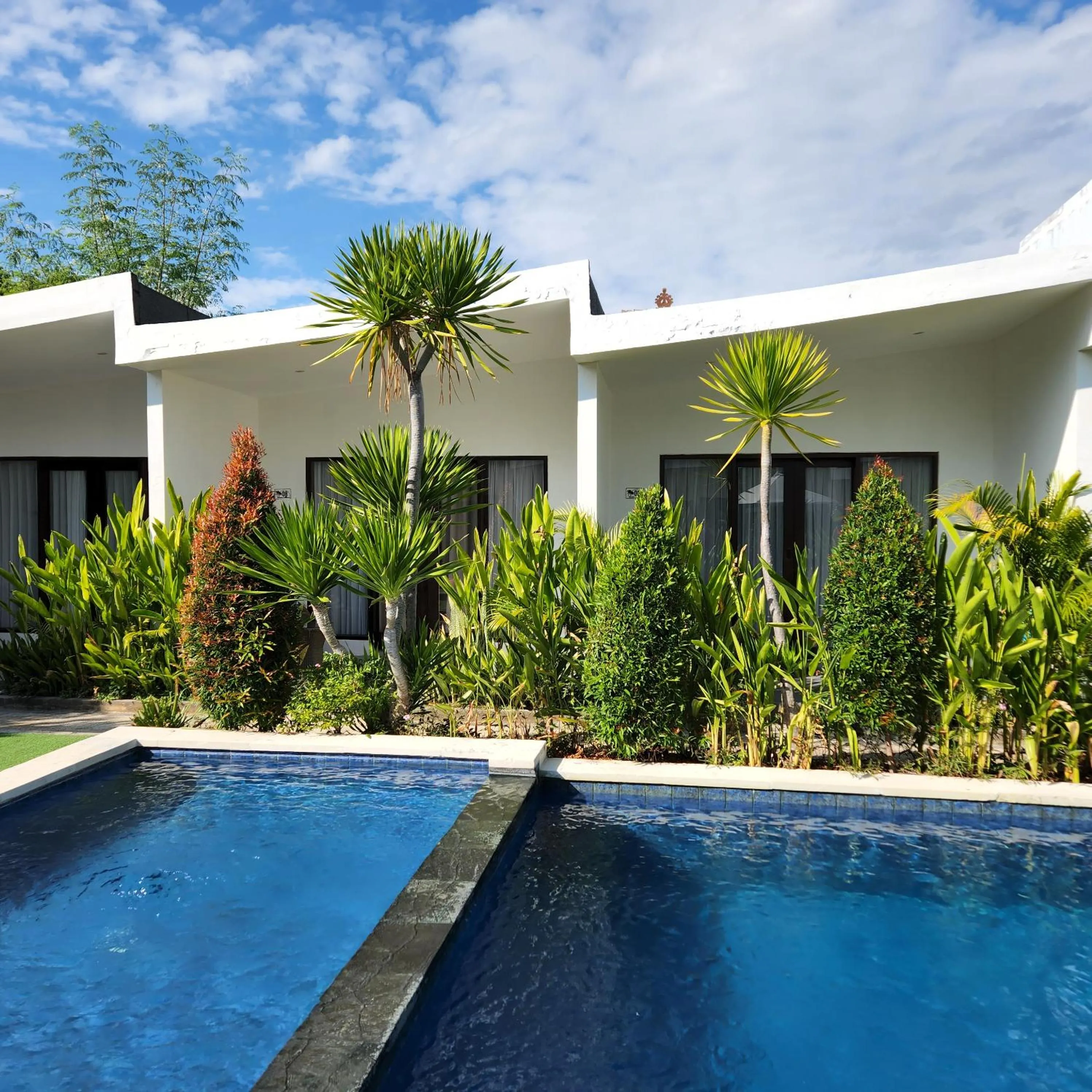 Property building in Jago Gili Air
