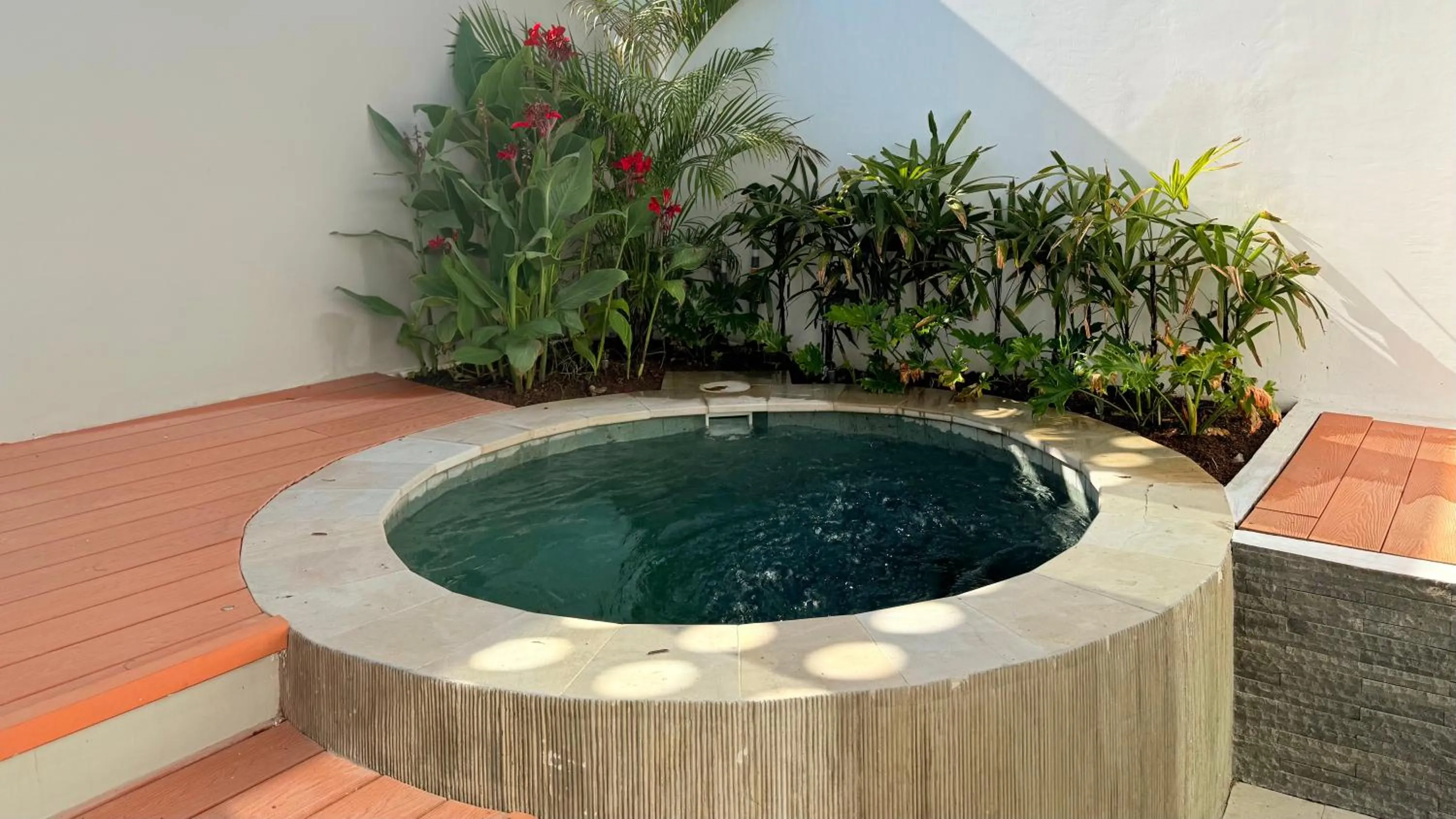 Swimming pool in Jago Gili Air