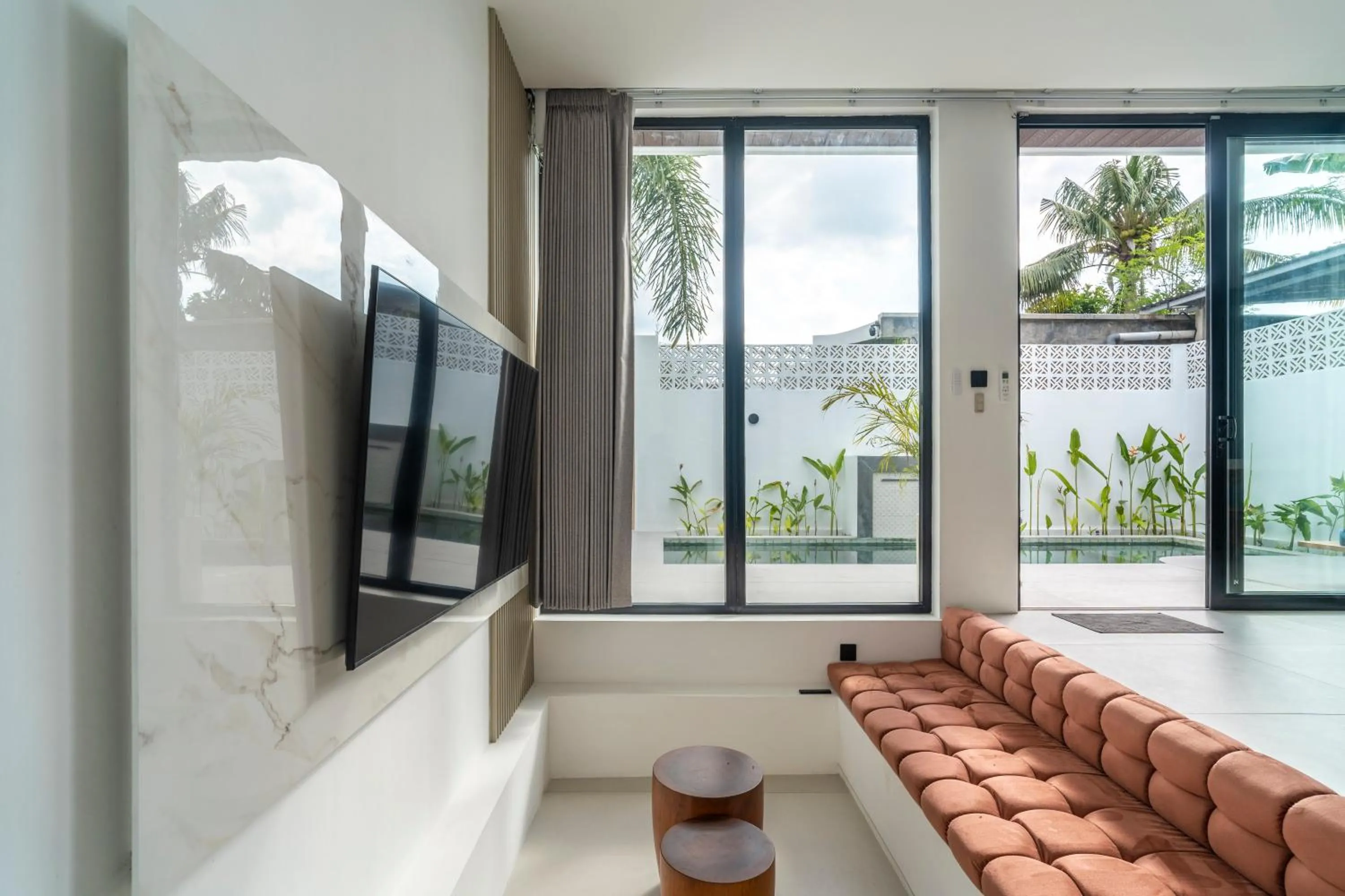 TV and multimedia in Jago Gili Air