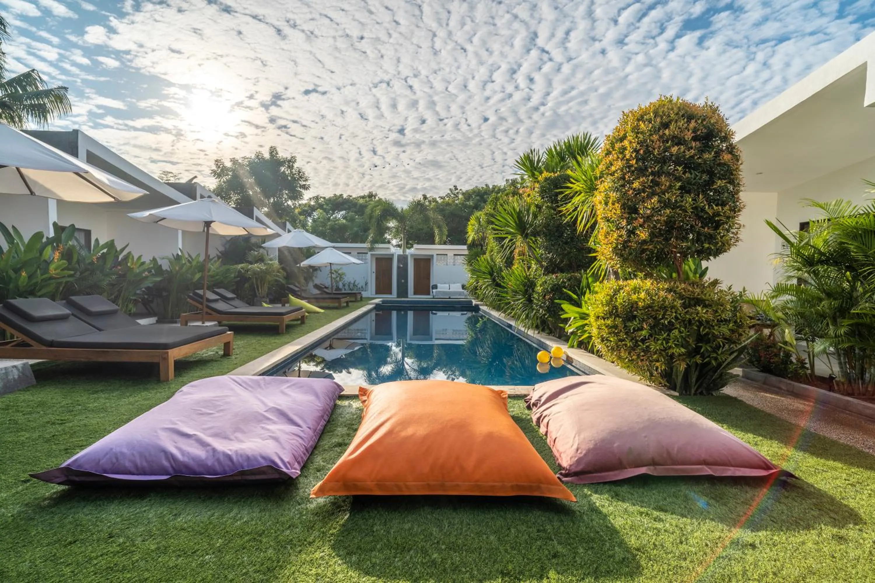 Swimming pool in Jago Gili Air