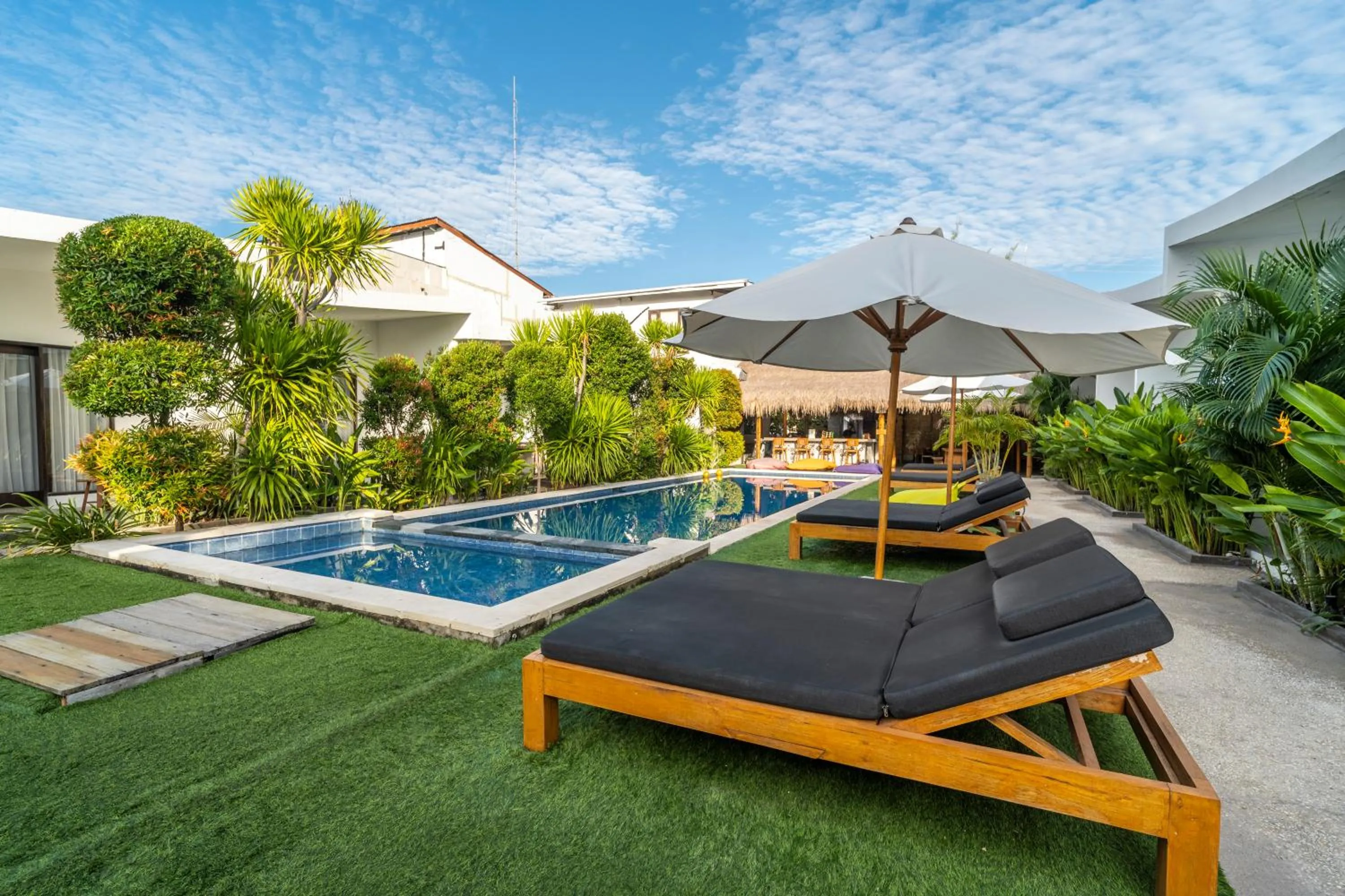 Swimming pool in Jago Gili Air