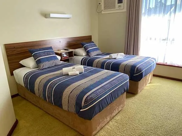 Bed in Donnybrook Motel