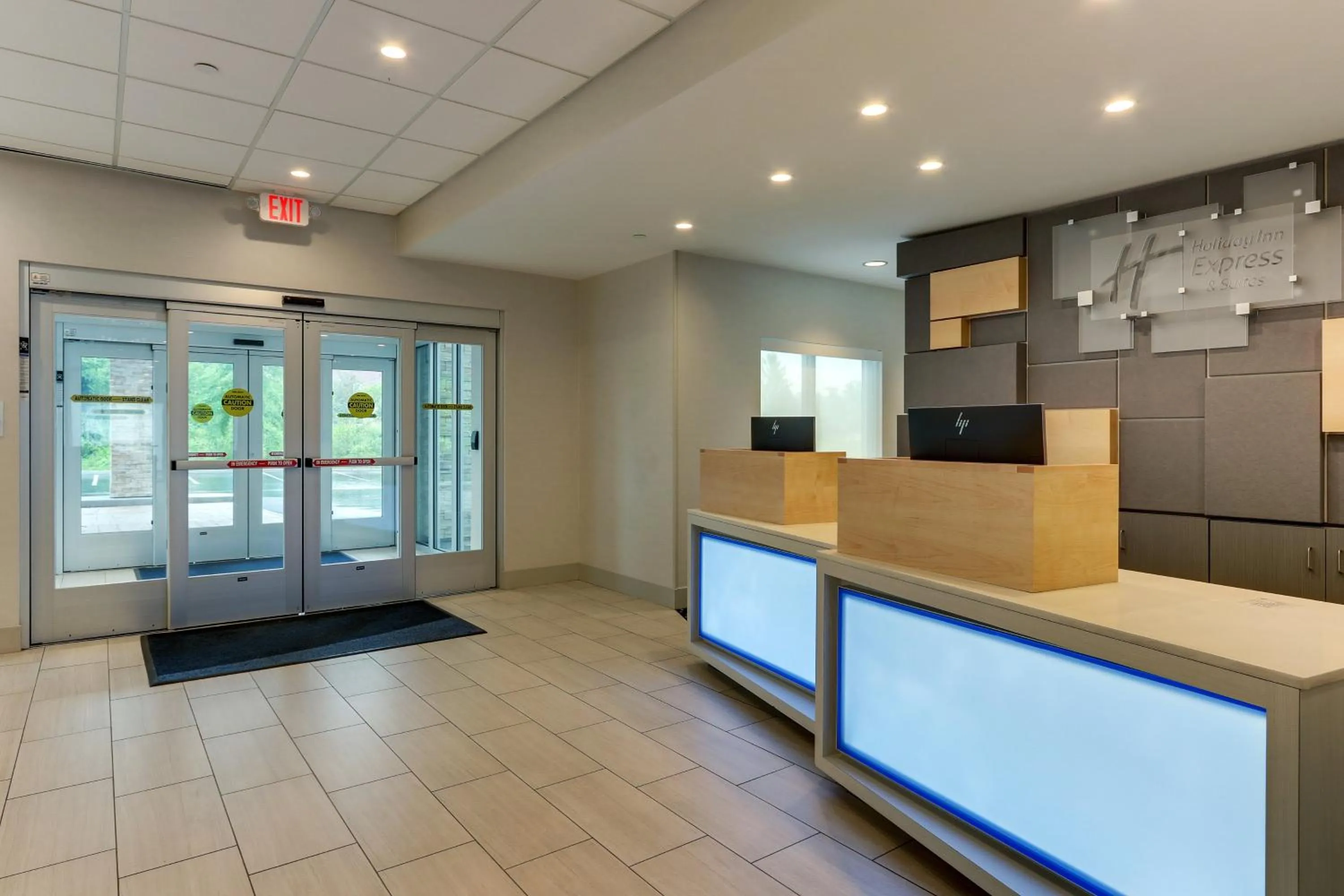 Property building in Holiday Inn Express & Suites - Saugerties - Hudson Valley by IHG