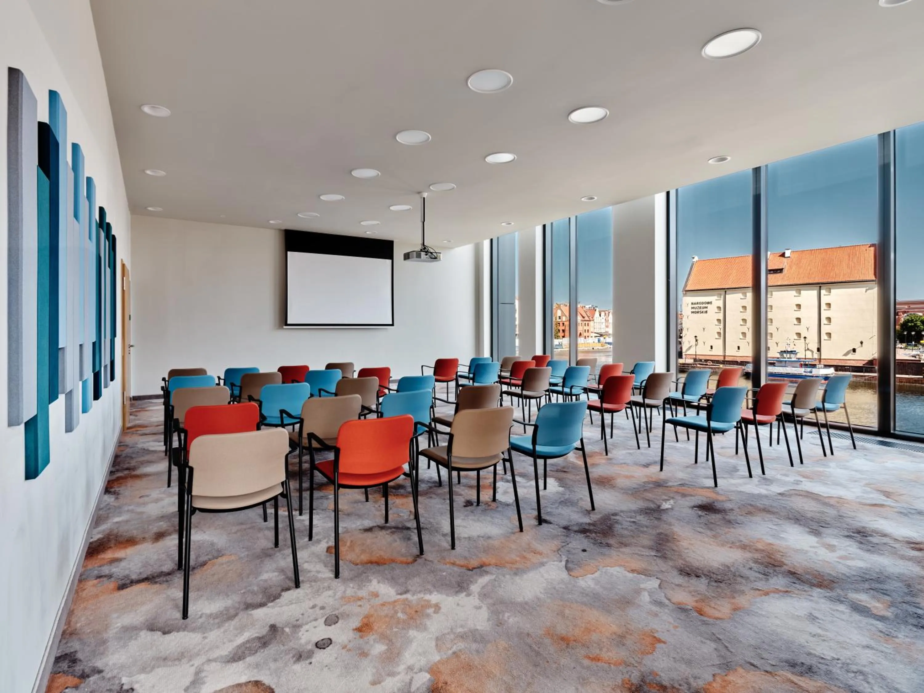 Meeting/conference room in Holiday Inn Gdansk - City Centre by IHG
