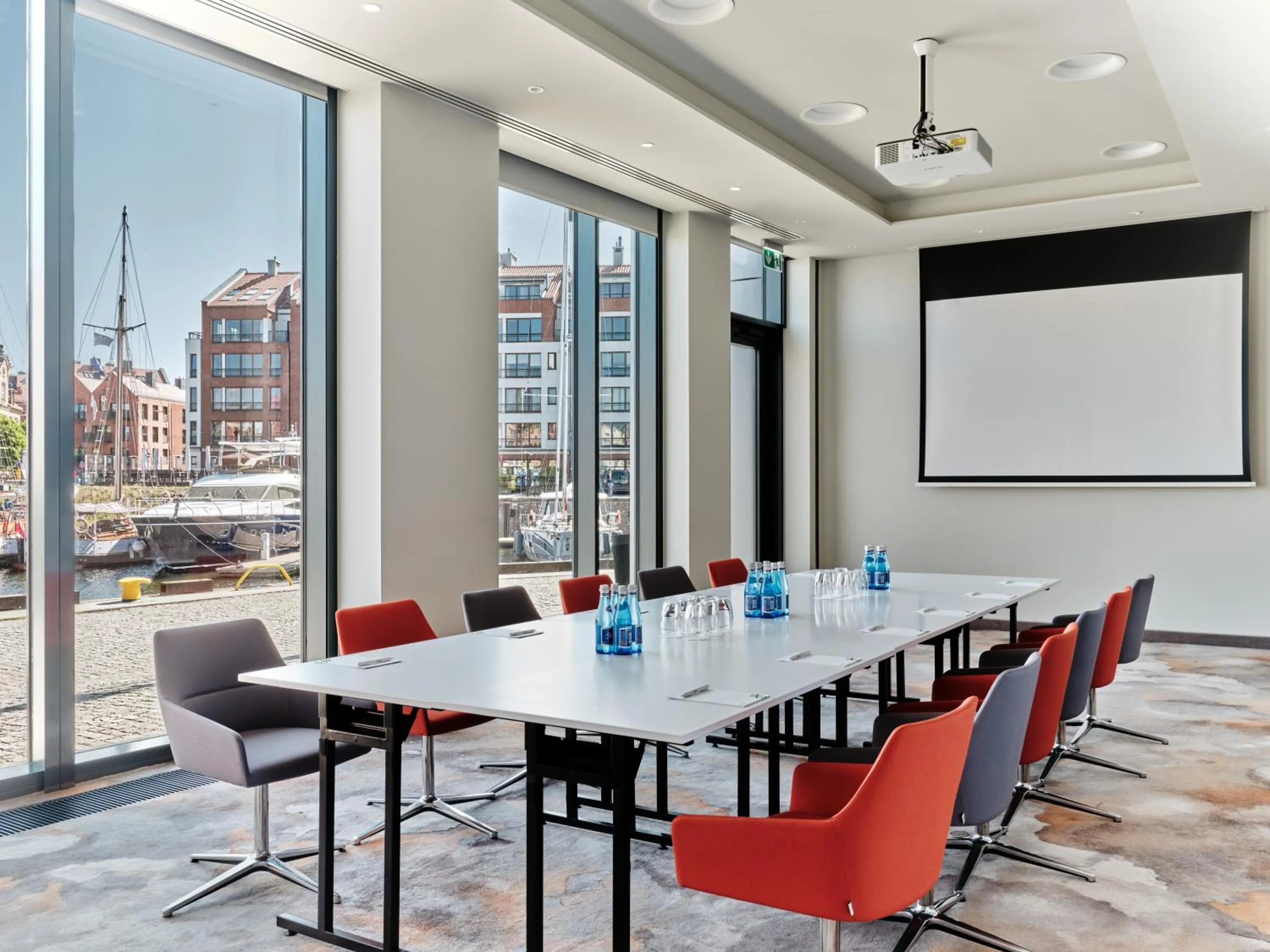 Meeting/conference room in Holiday Inn Gdansk - City Centre by IHG