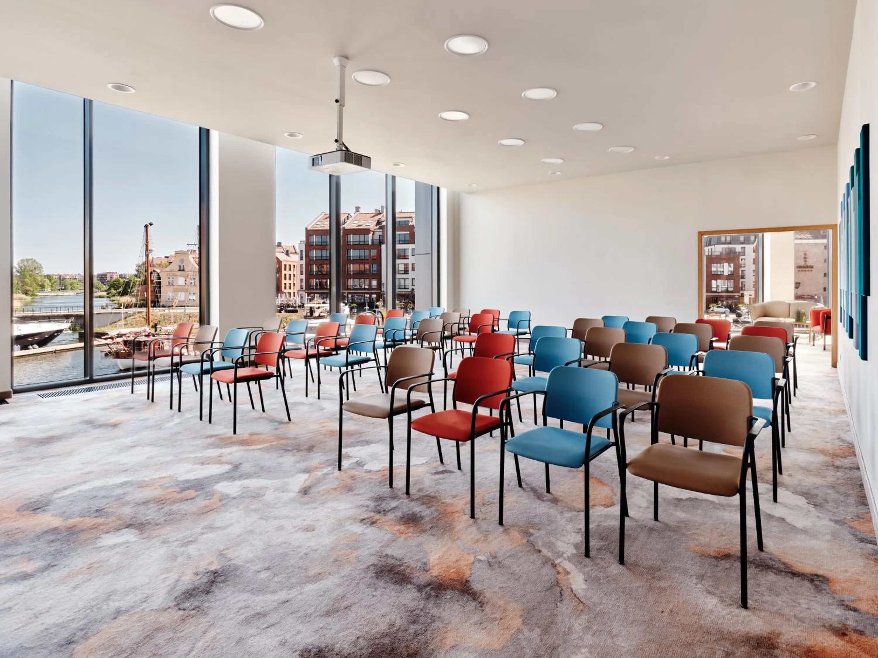 Meeting/conference room in Holiday Inn Gdansk - City Centre by IHG