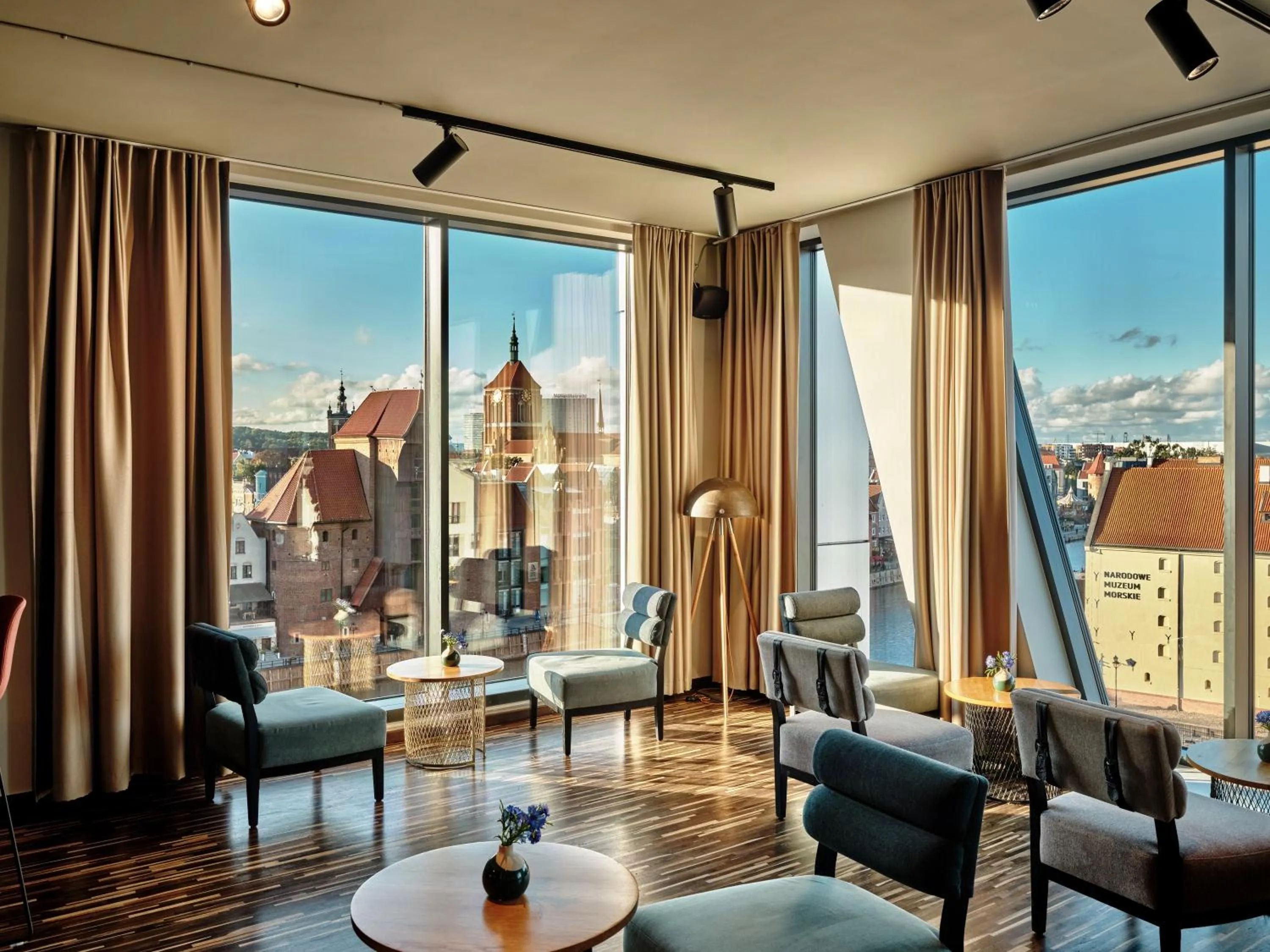 Restaurant/places to eat in Holiday Inn Gdansk - City Centre by IHG