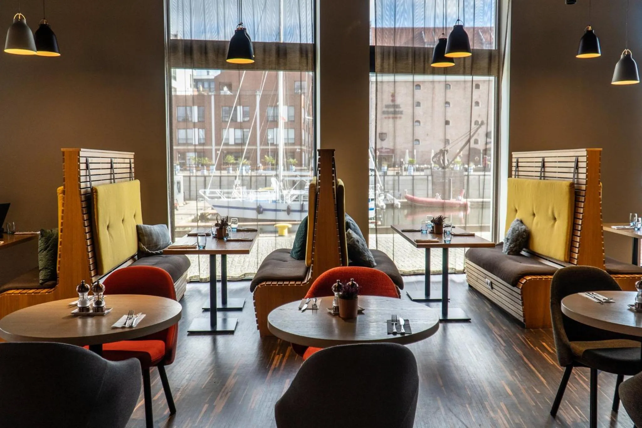 Restaurant/places to eat in Holiday Inn Gdansk - City Centre by IHG