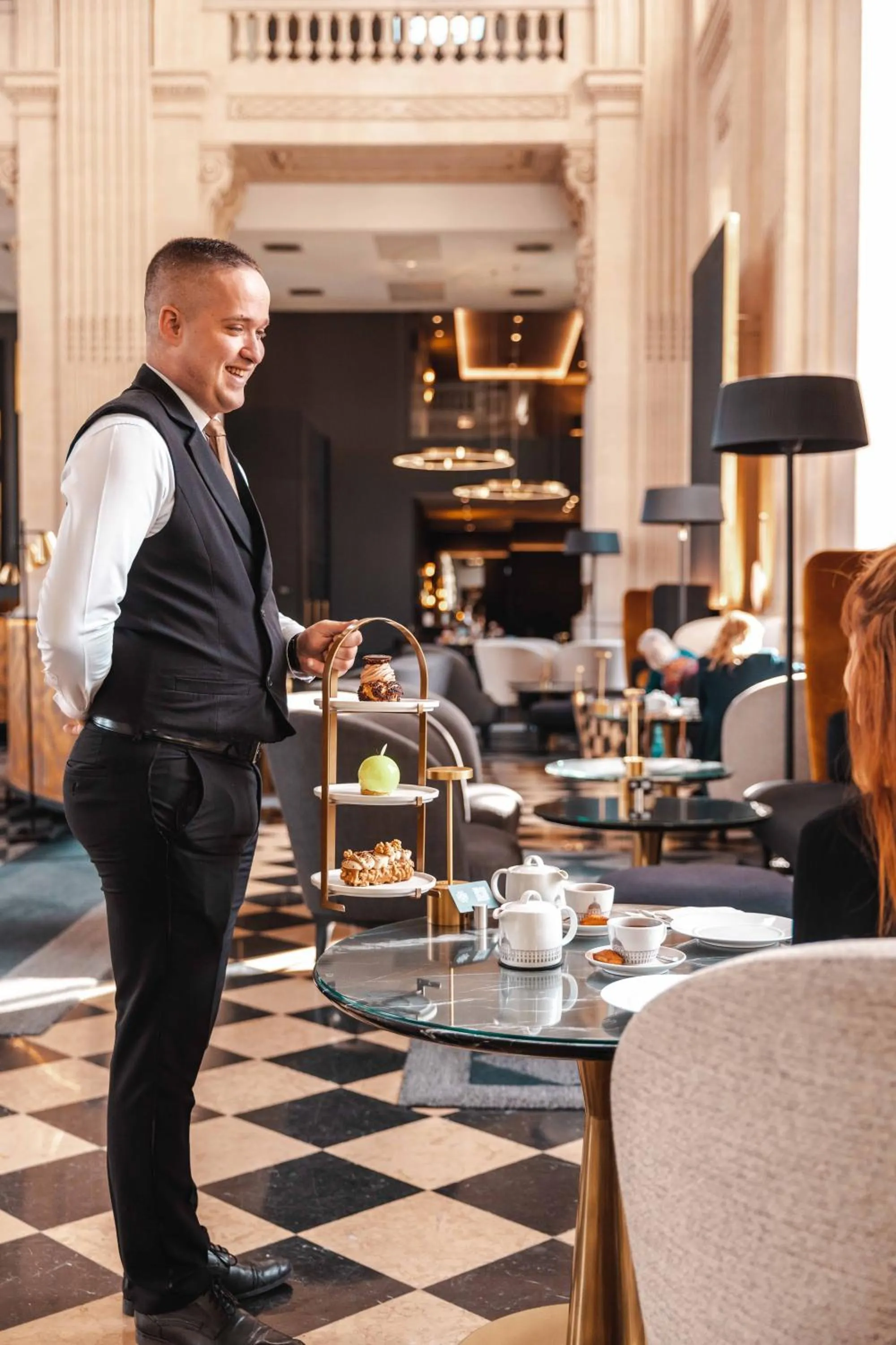 Lounge or bar in InterContinental Lyon - Hotel Dieu by IHG