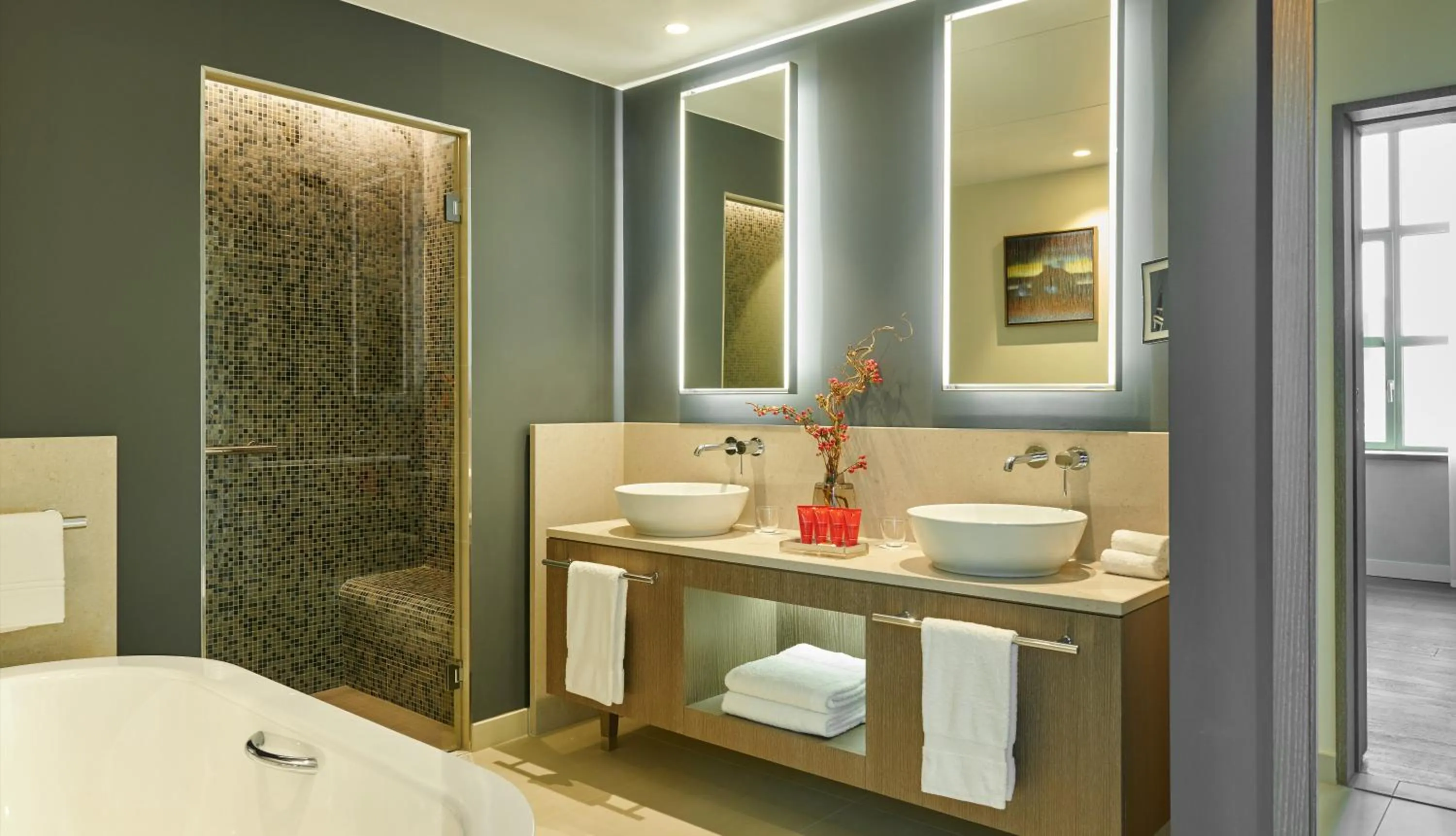 Photo of the whole room in InterContinental Lyon - Hotel Dieu by IHG