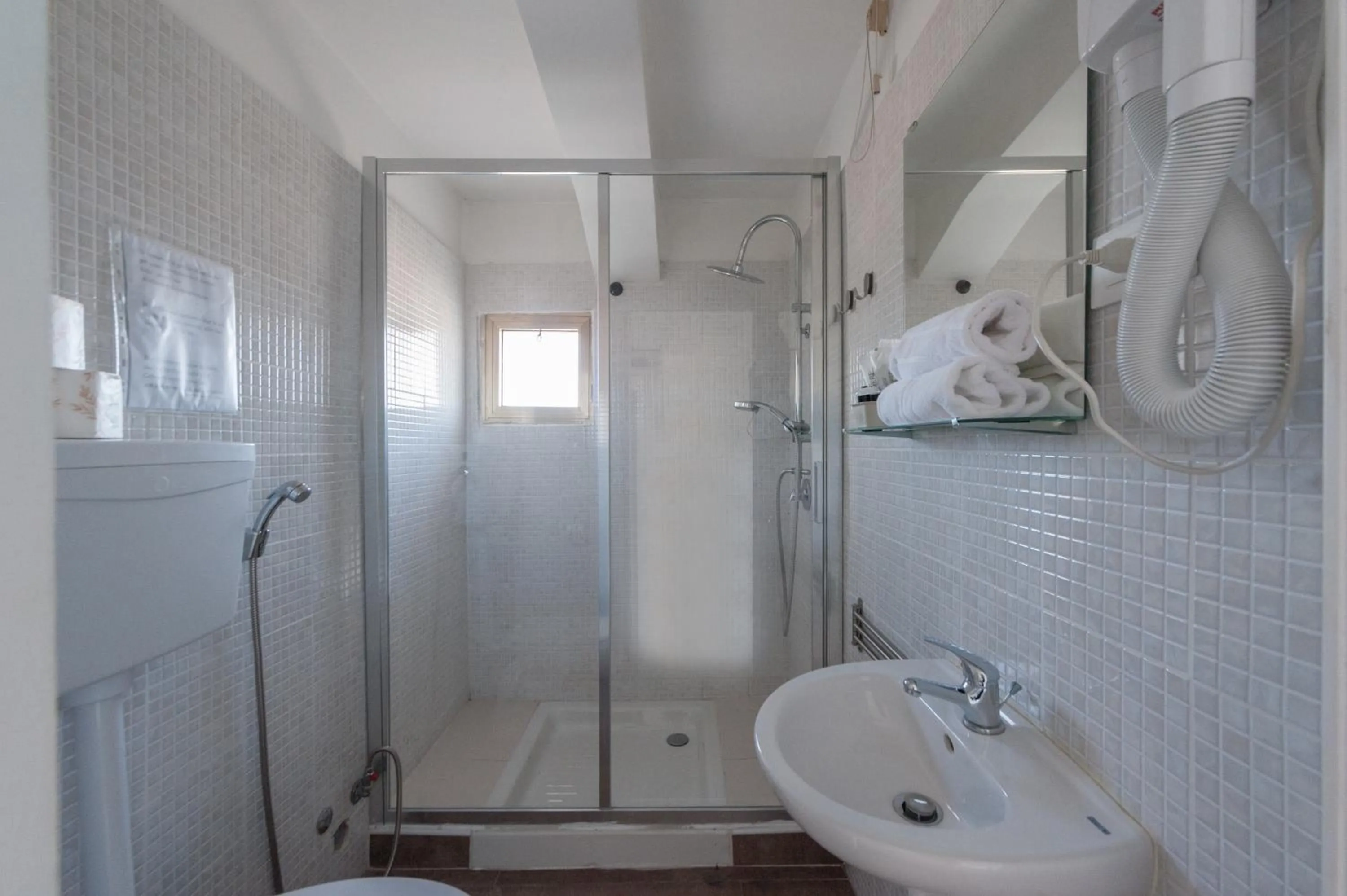 Bathroom in Hotel Centrale