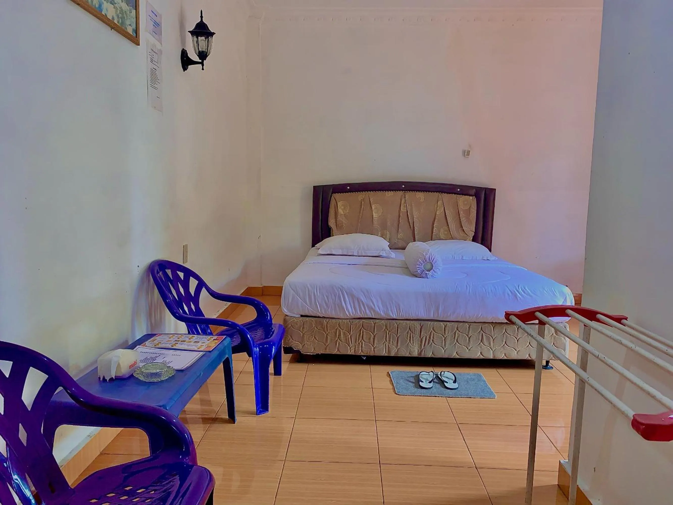 Bed in Hotel Rembulan