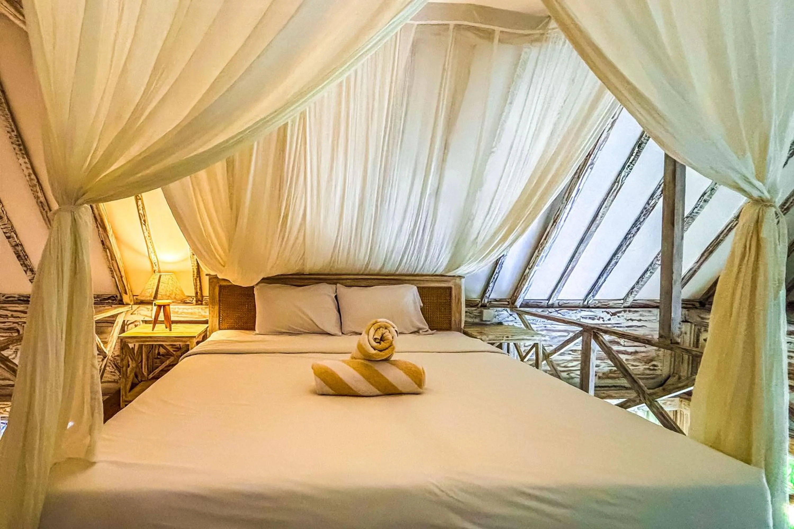 Bed in Villa Alisha Pererenan Canggu