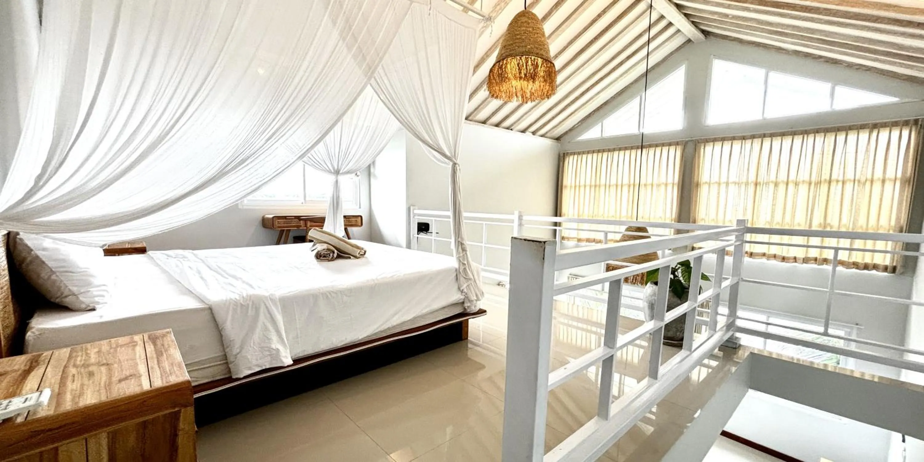 Bed in Villa Alisha Pererenan Canggu