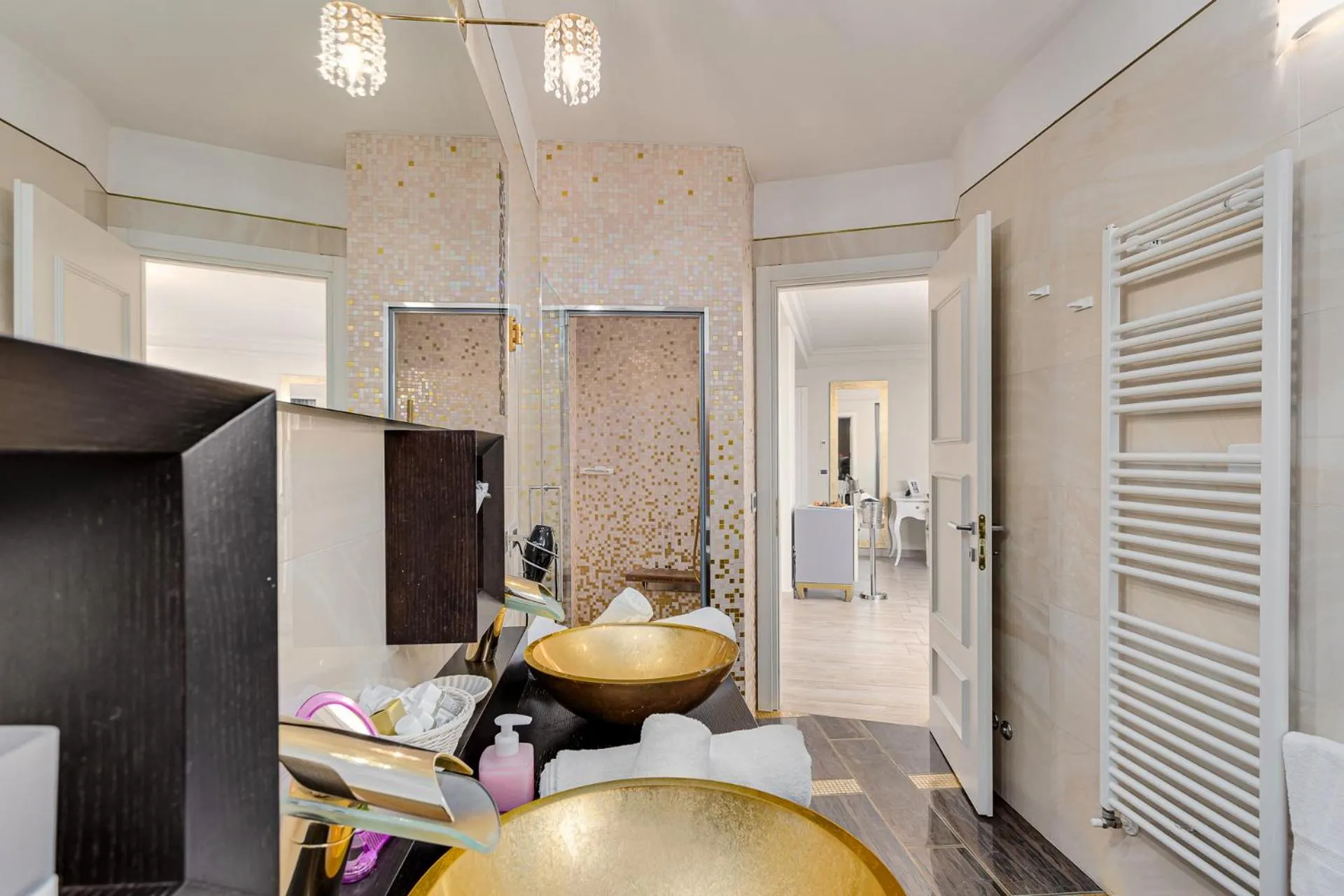 Bathroom in Hotel Buratti