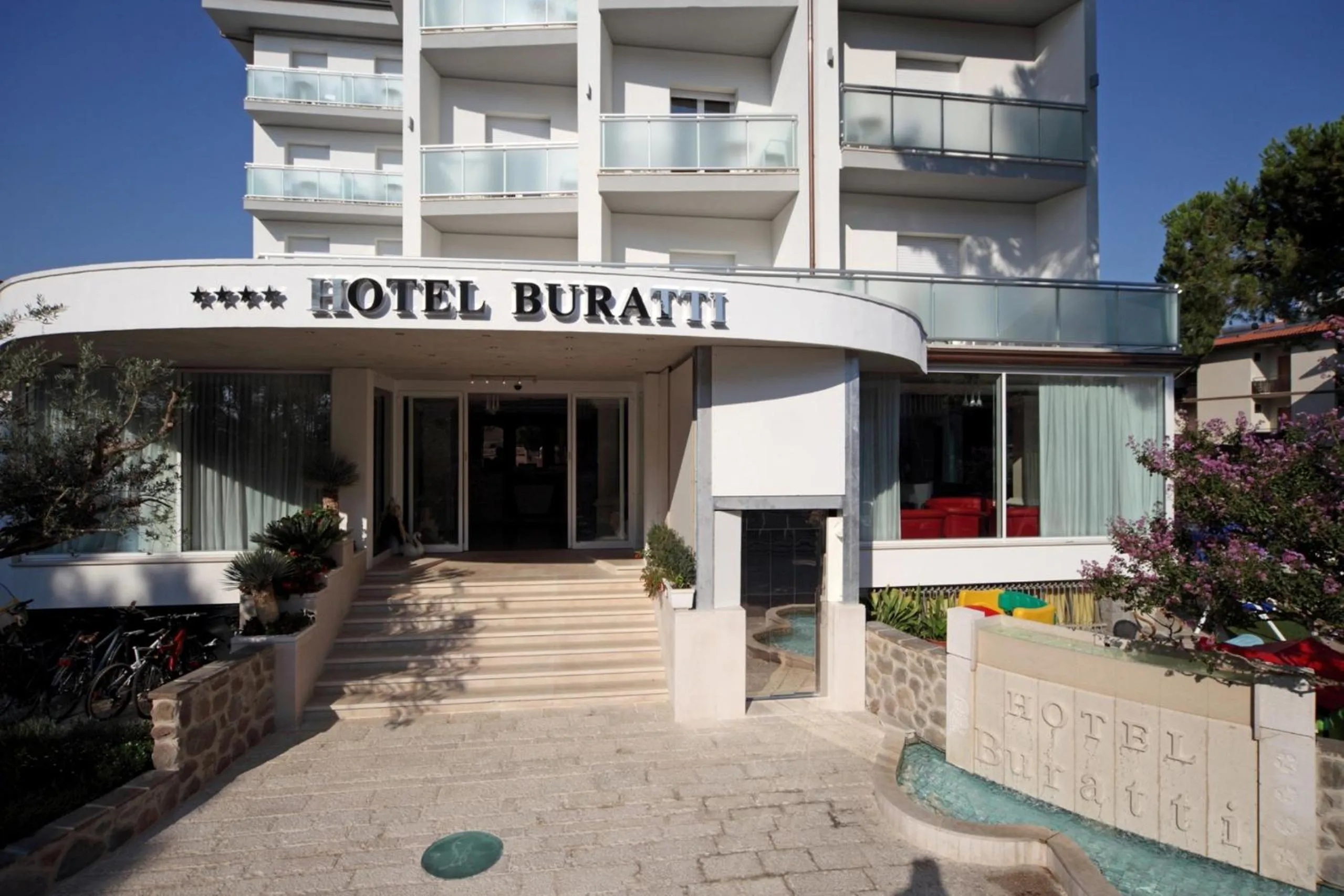 Facade/entrance in Hotel Buratti