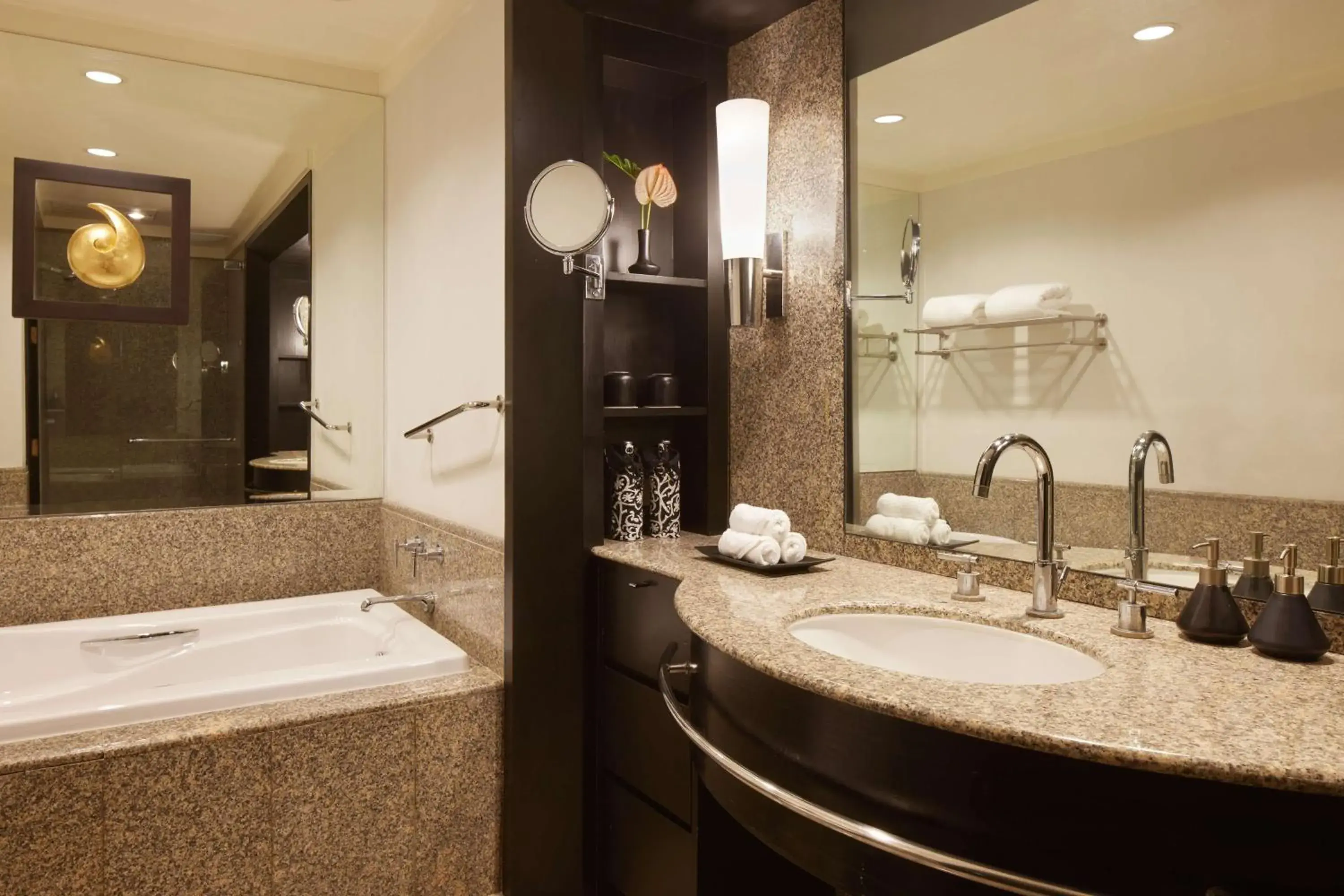 Horizon Park View in Banyan Tree Bangkok Horizon Park View in Banyan Tree Bangkok