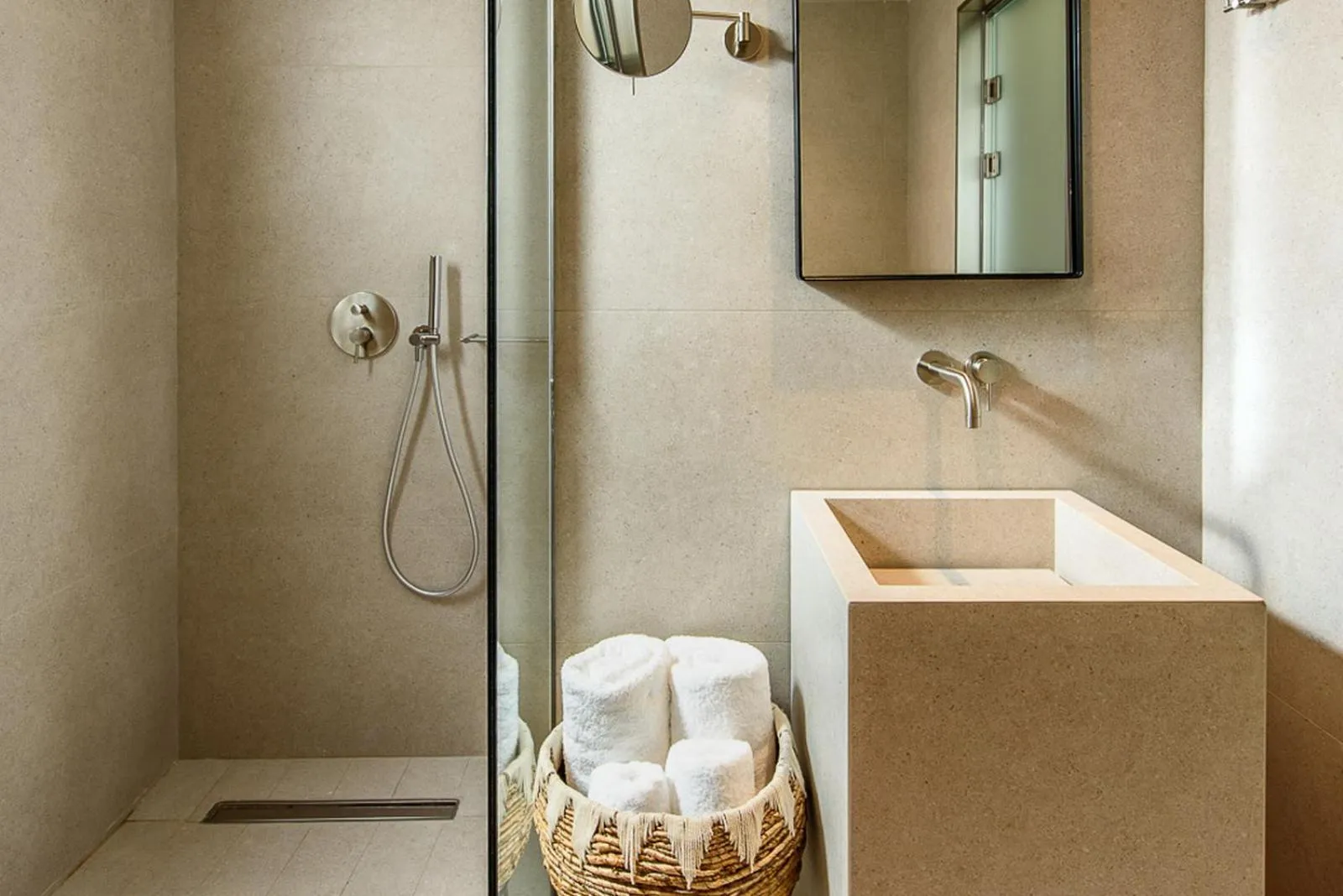 Shower in DOM Boutique Hotel