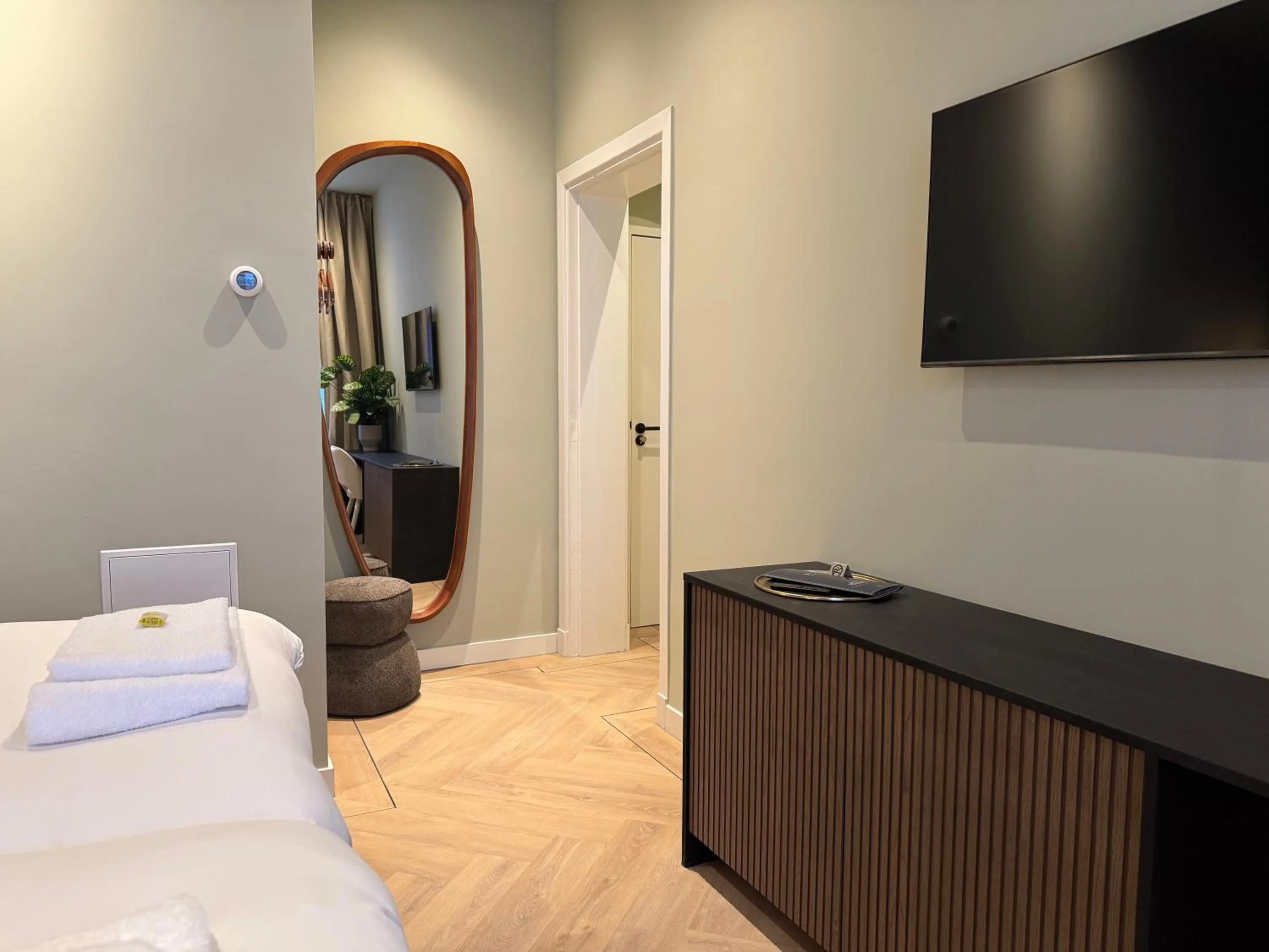 Bed in De Pastorie Bed & Breakfast